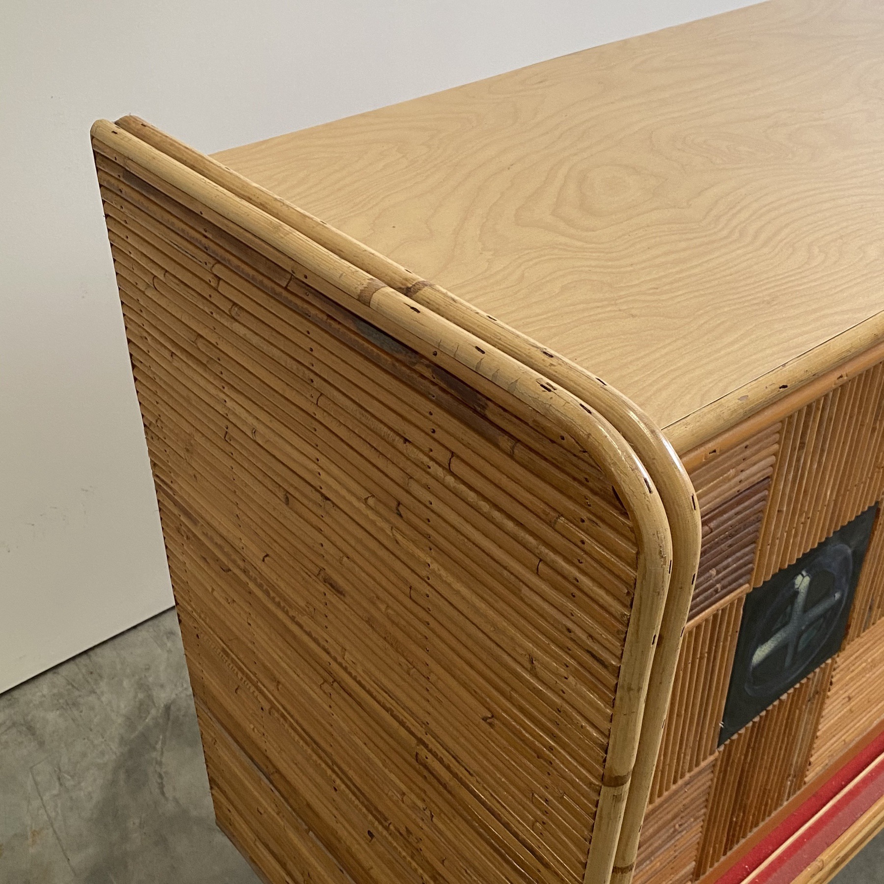 objet-vagabond-rattan-sideboard0003