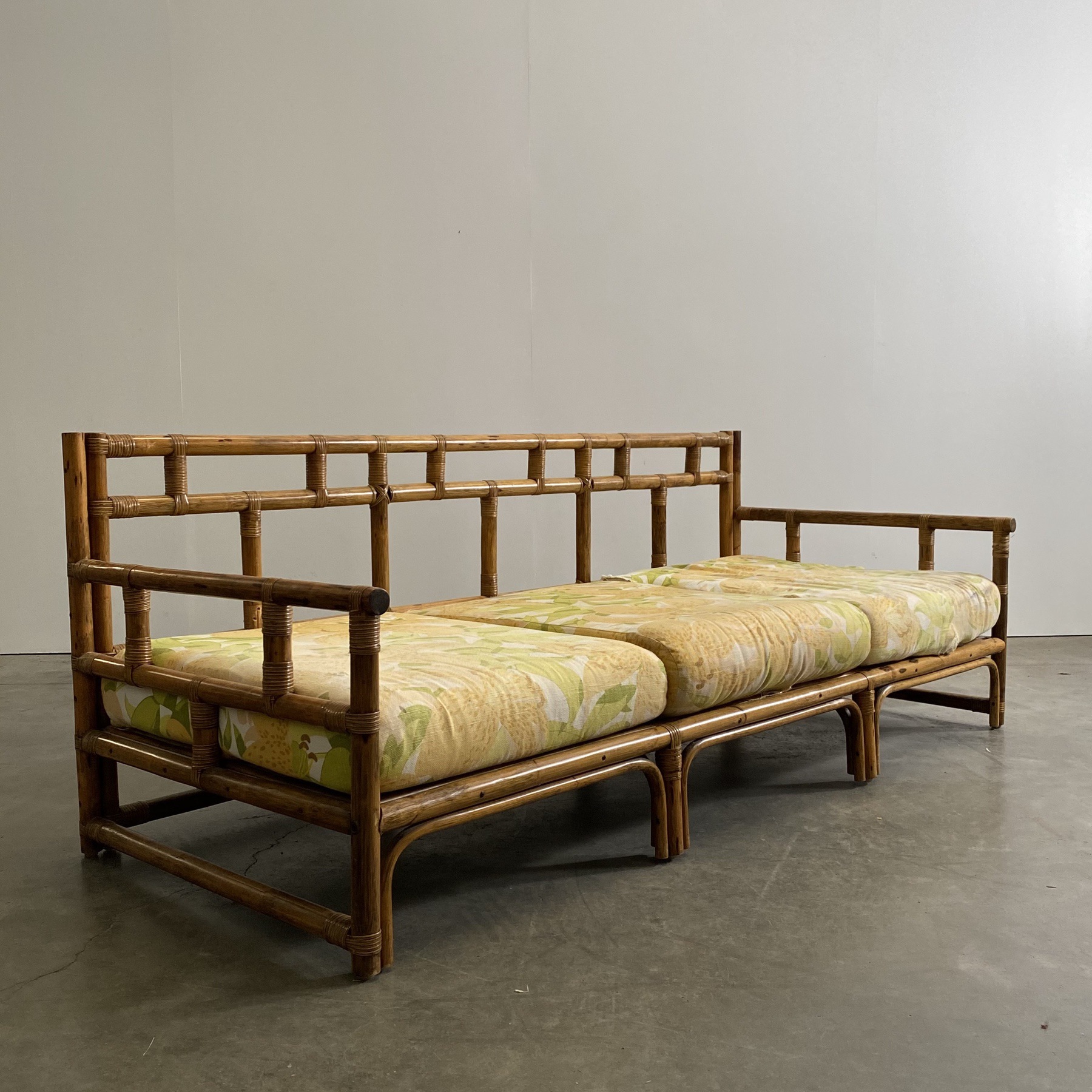 objet-vagabond-rattan-sofas0006