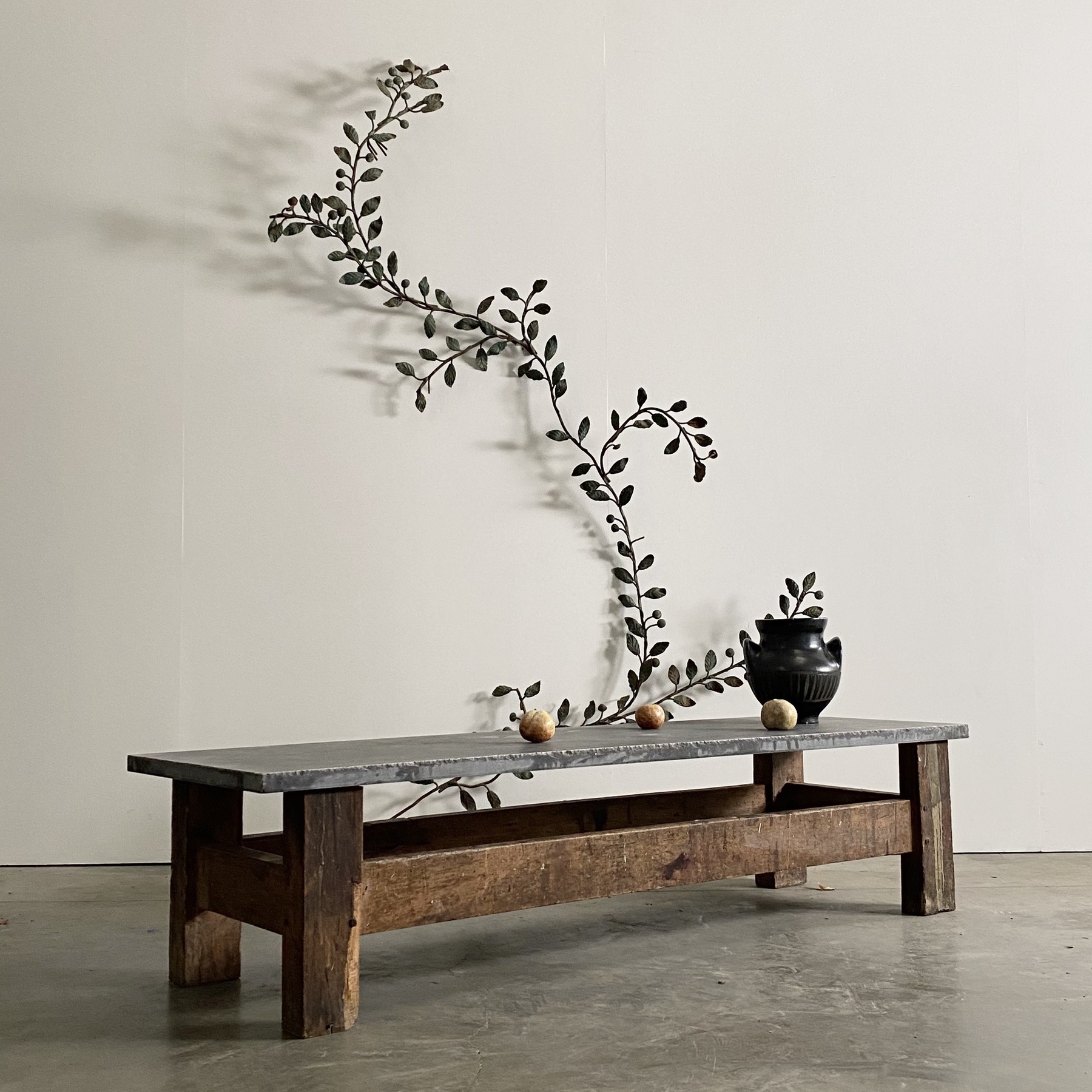 objet-vagabond-stone-table0004