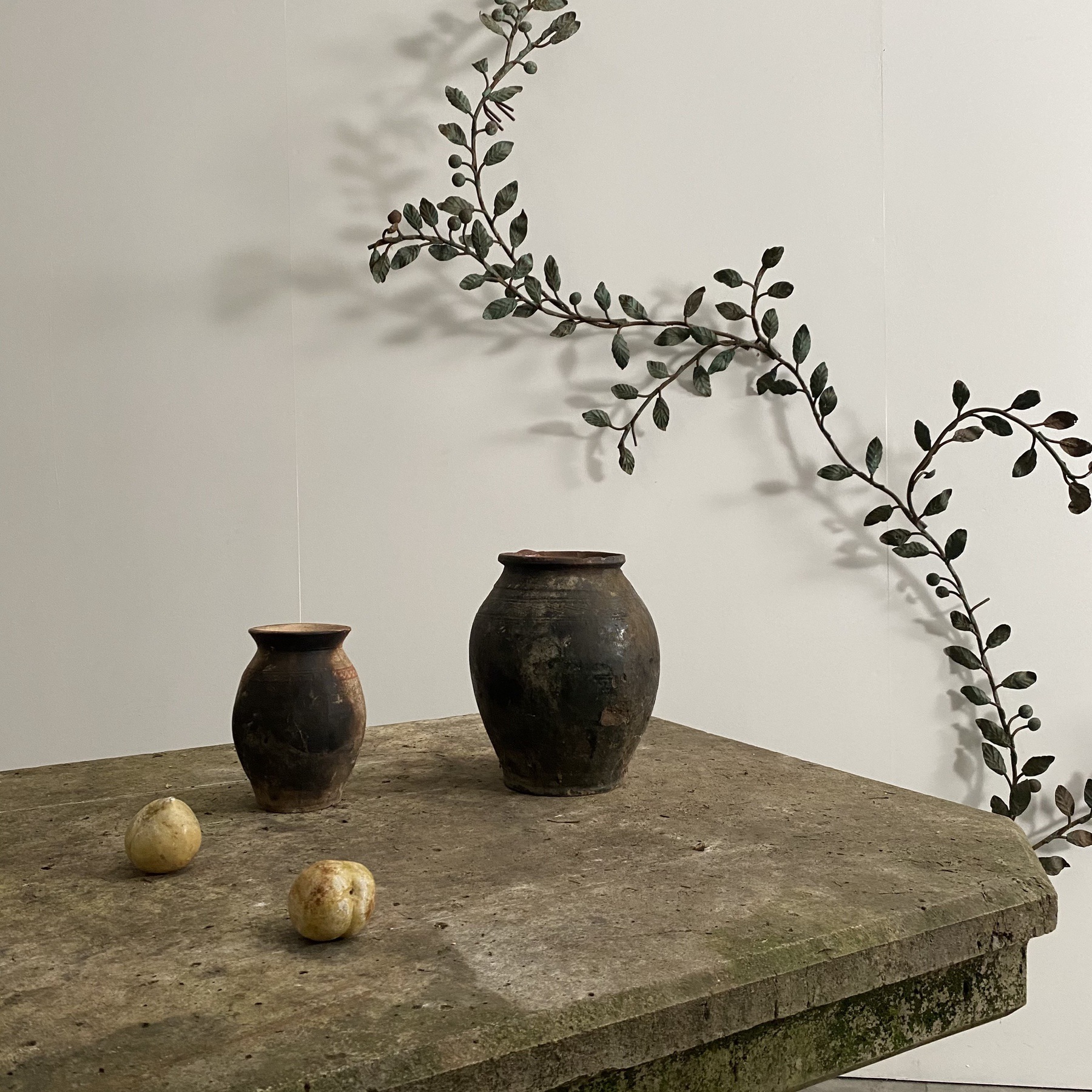 objet-vagabond-stone-table0007