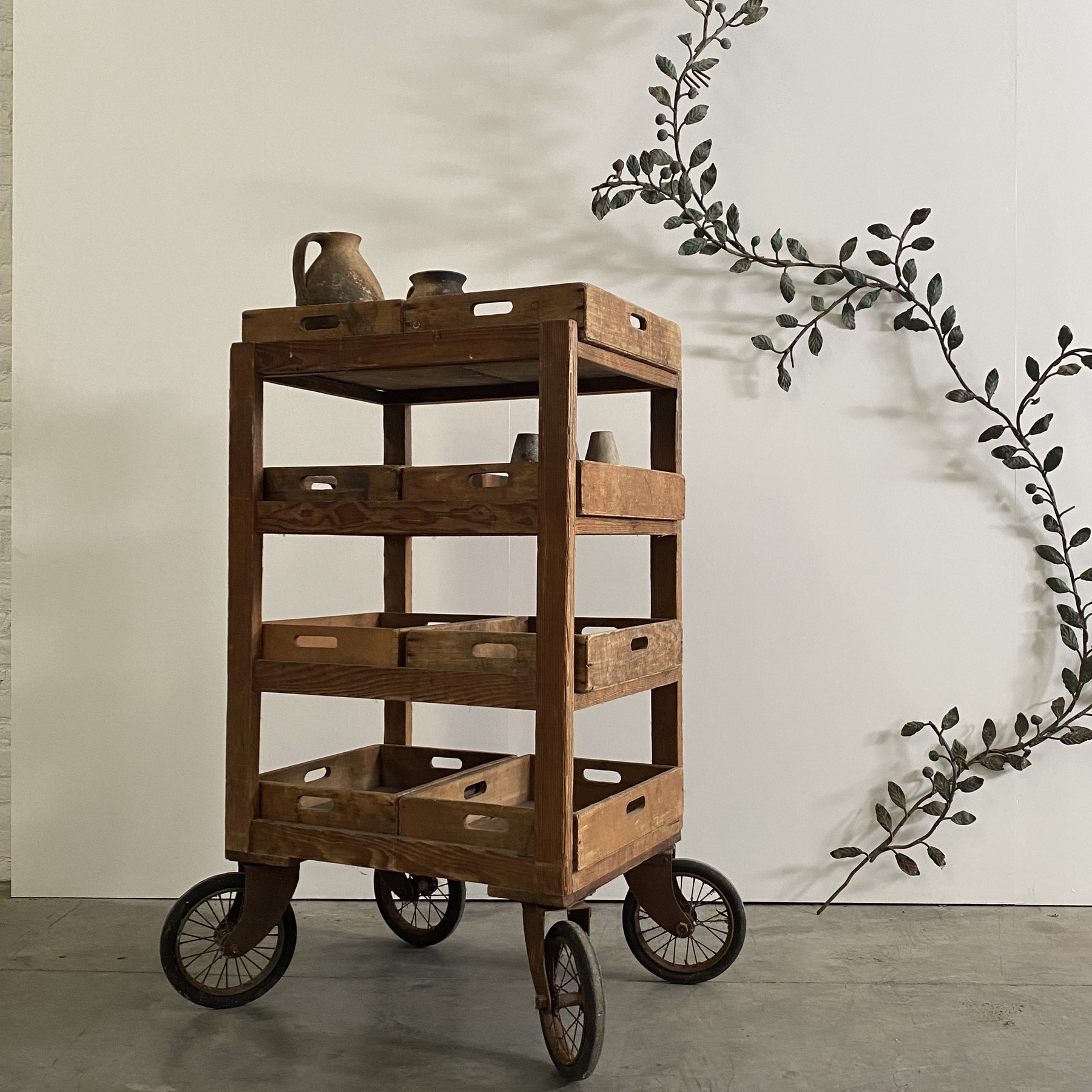 objet-vagabond-wooden-cart0003