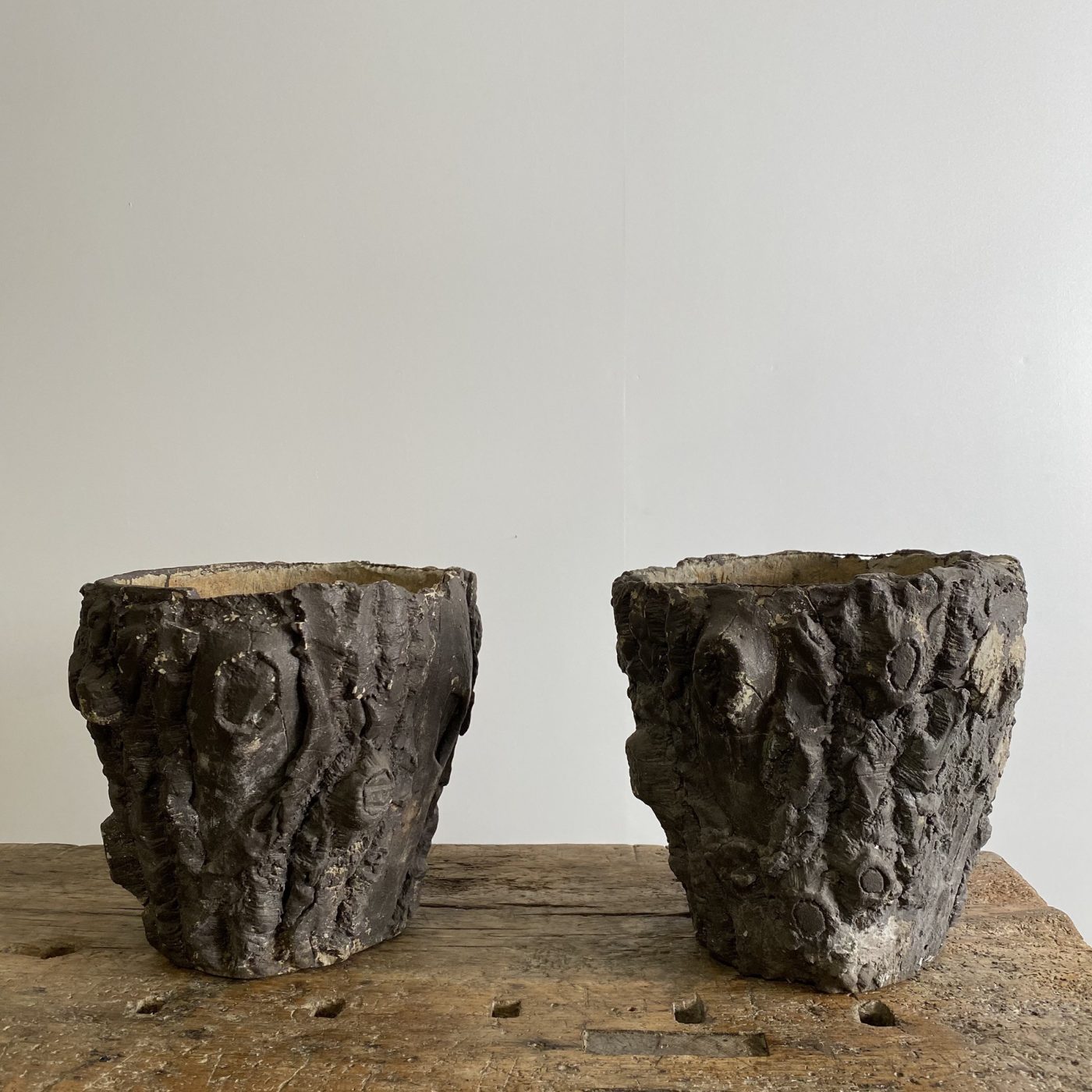 objet-vagabond-concrete-pots0003