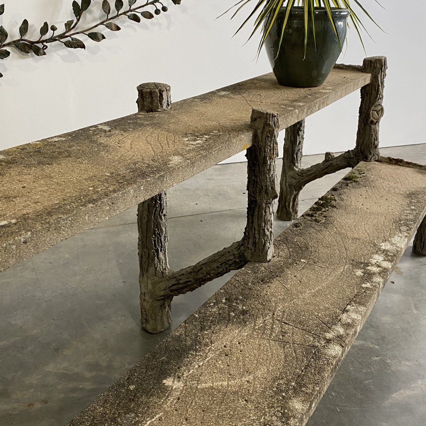 objet-vagabond-concrete-shelf0002