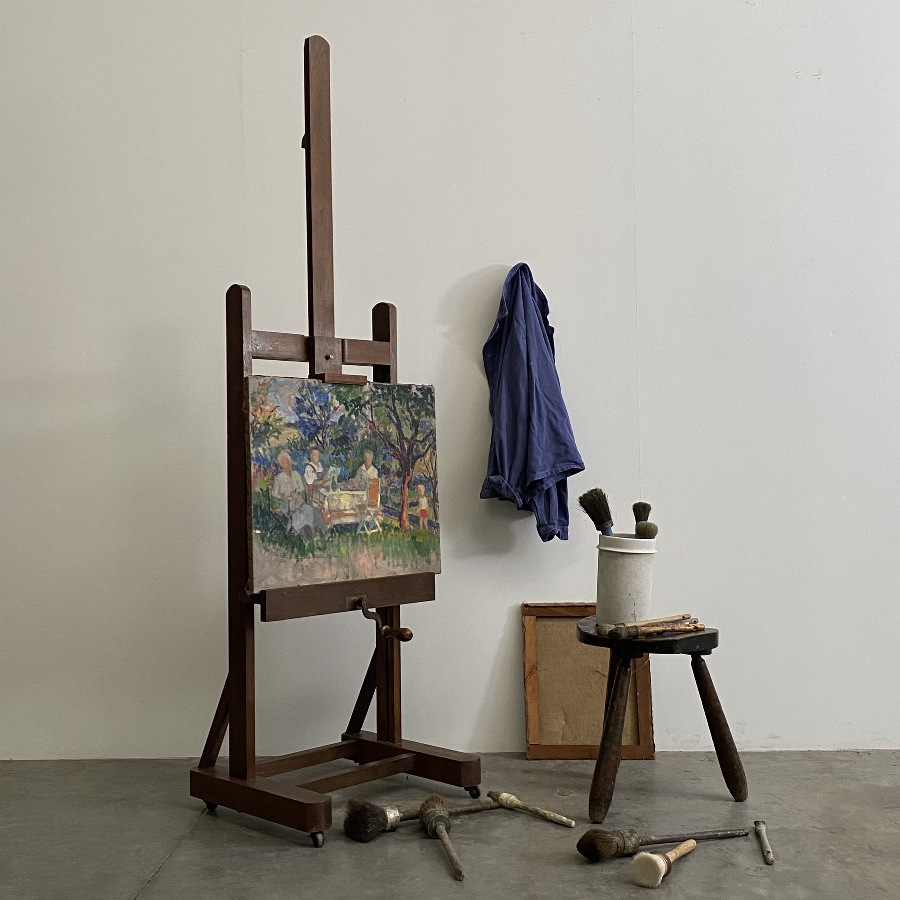 objet-vagabond-oak-easel0001