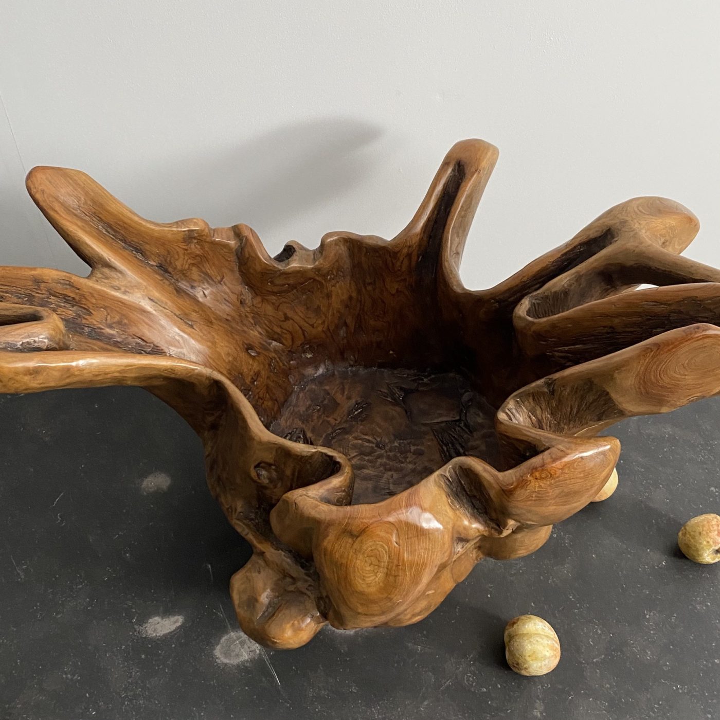 objet-vagabond-olive-wood-sculpture0002