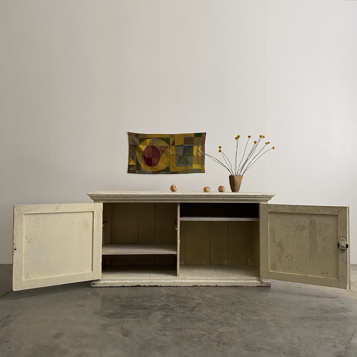 objet-vagabond-painted-buffet0003