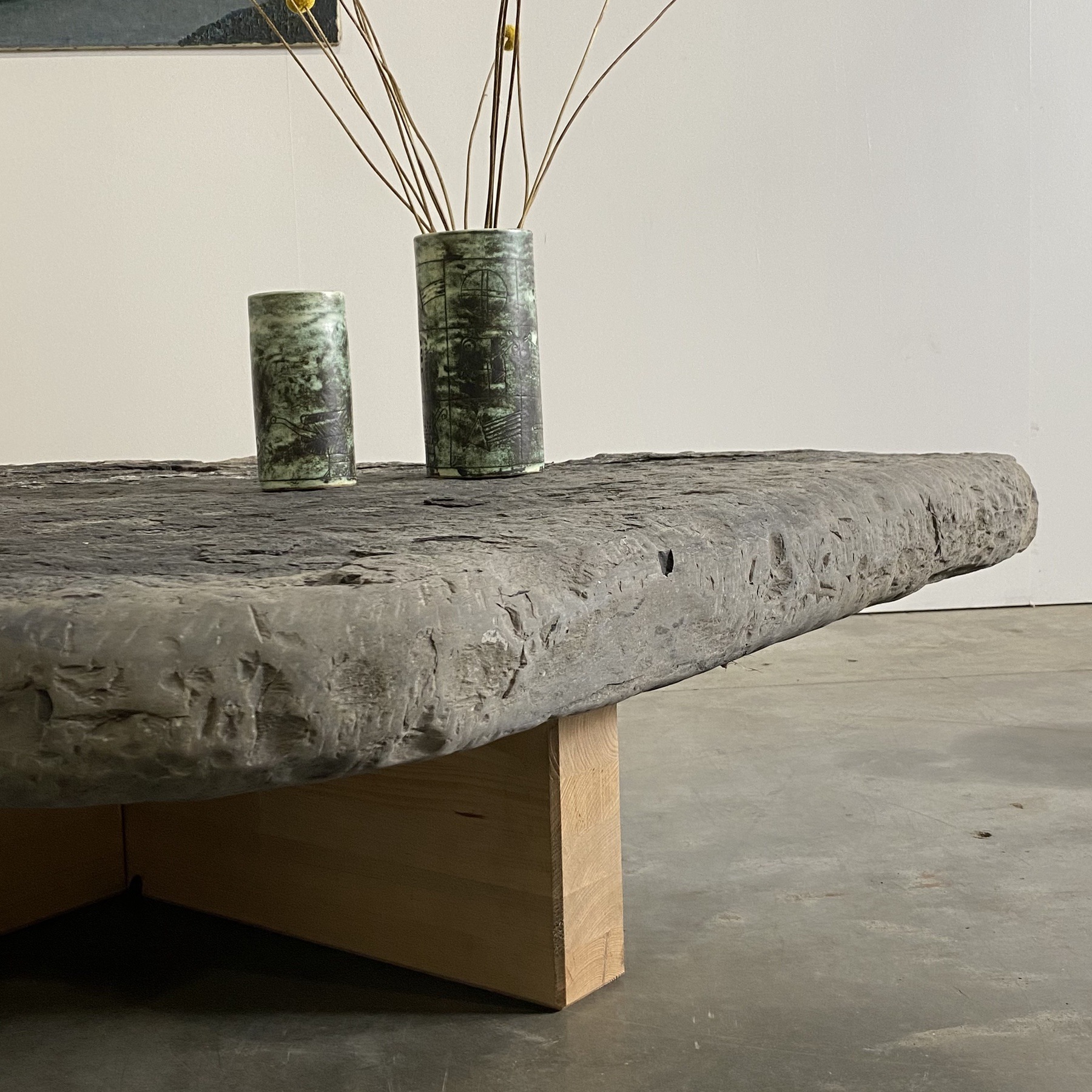 objet-vagabond-stone-table0005