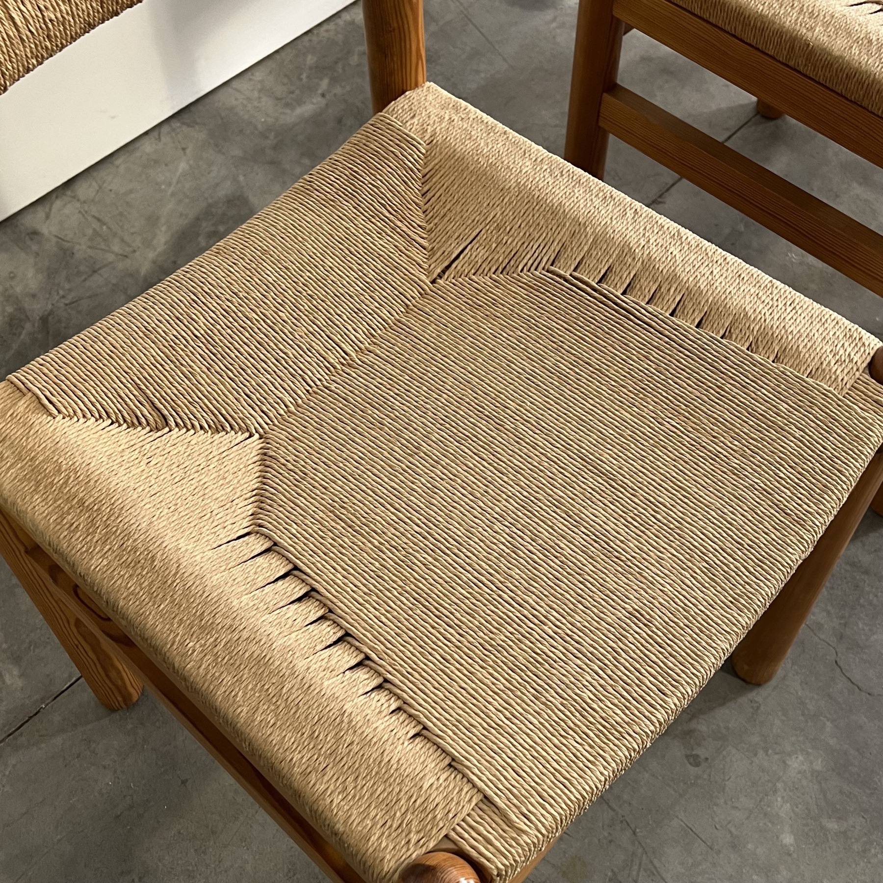 objet-vagabond-1950-chairs0005