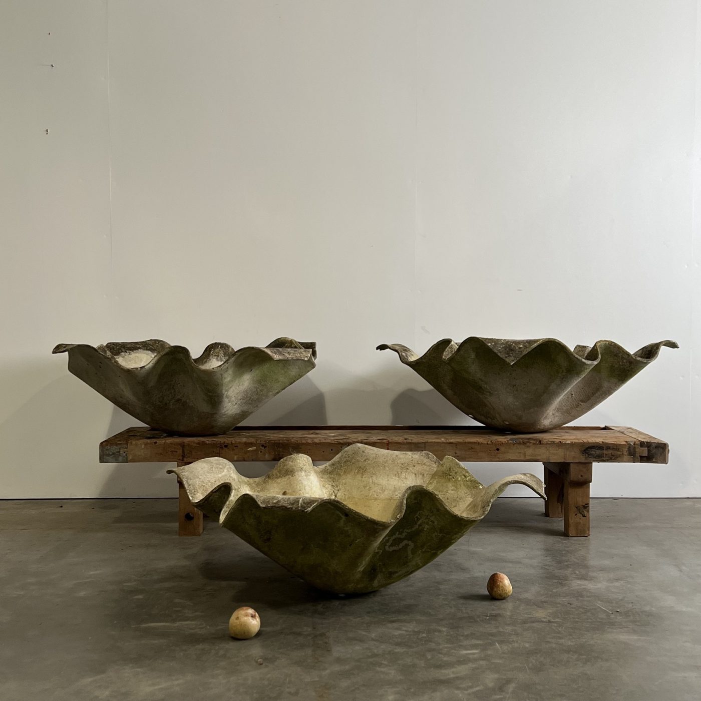 objet-vagabond-concrete-planters0003