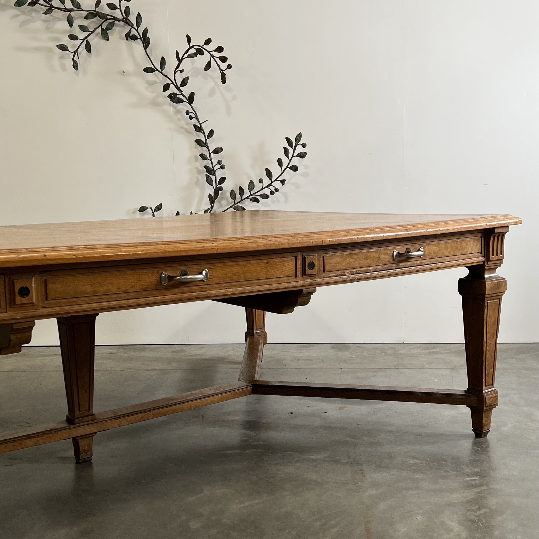 objet-vagabond-conference-table0000