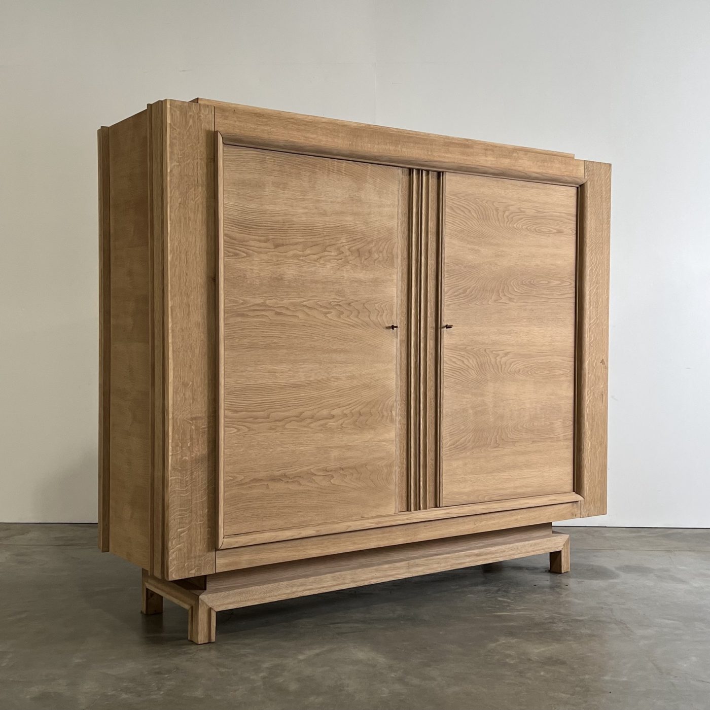 objet-vagabond-large-cupboard0011