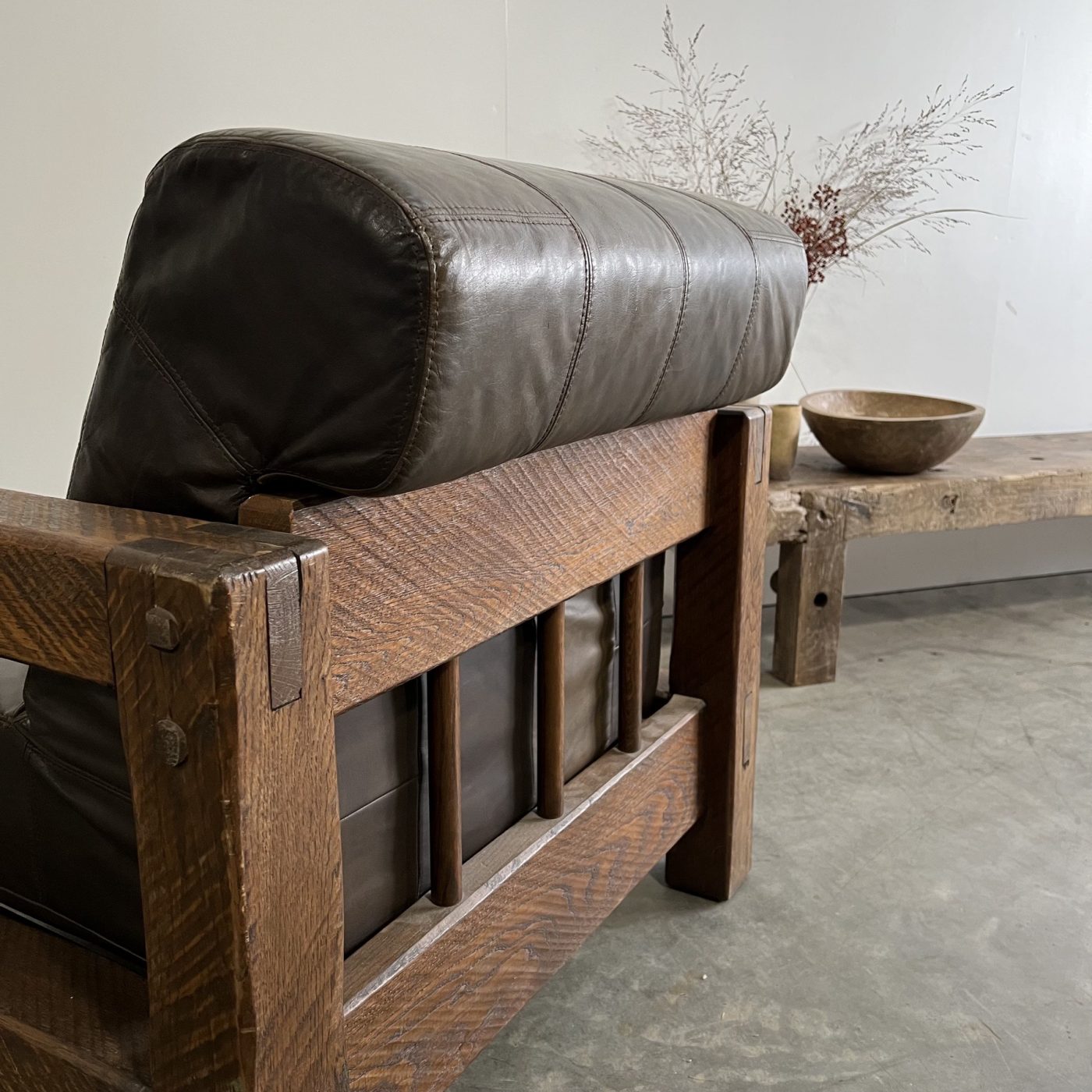 objet-vagabond-leather-armchair0008