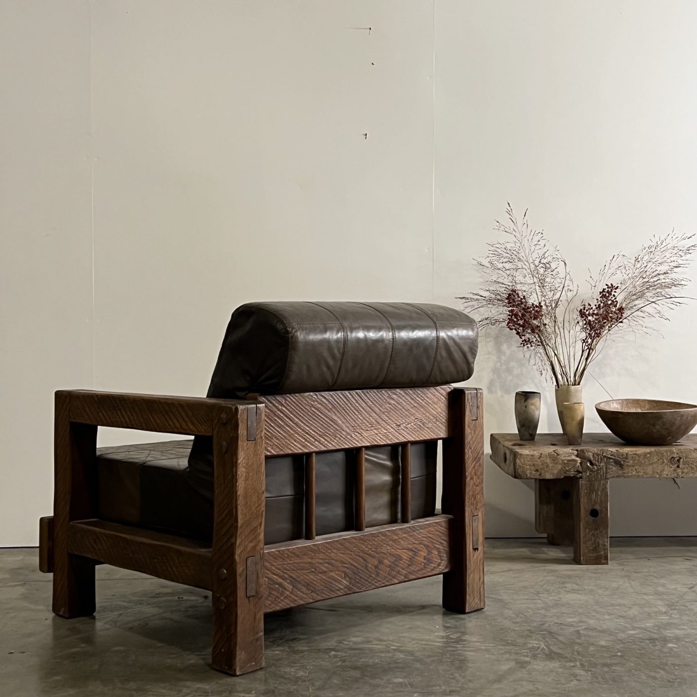 objet-vagabond-leather-armchair0010