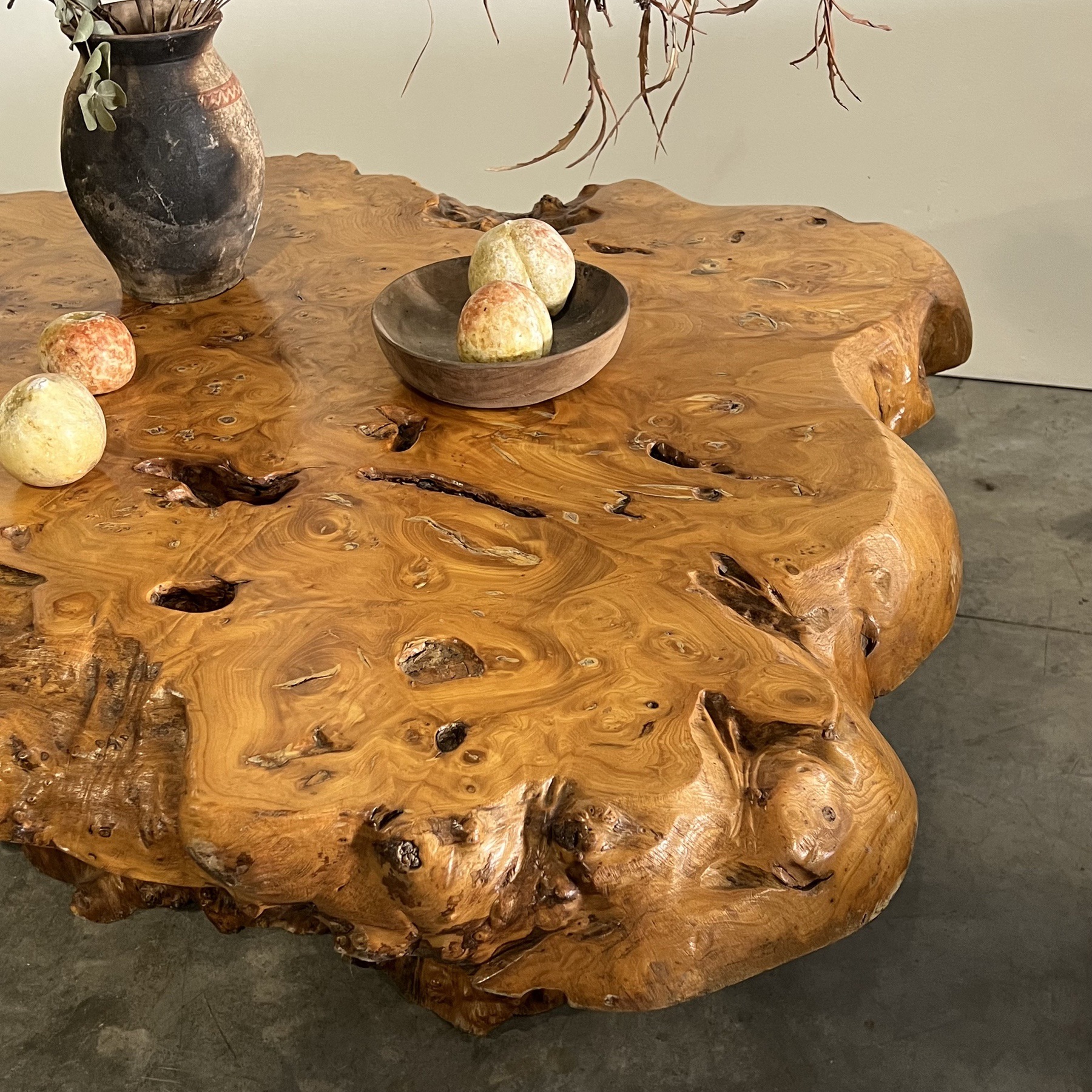 objet-vagabond-primitive-coffeetable0005