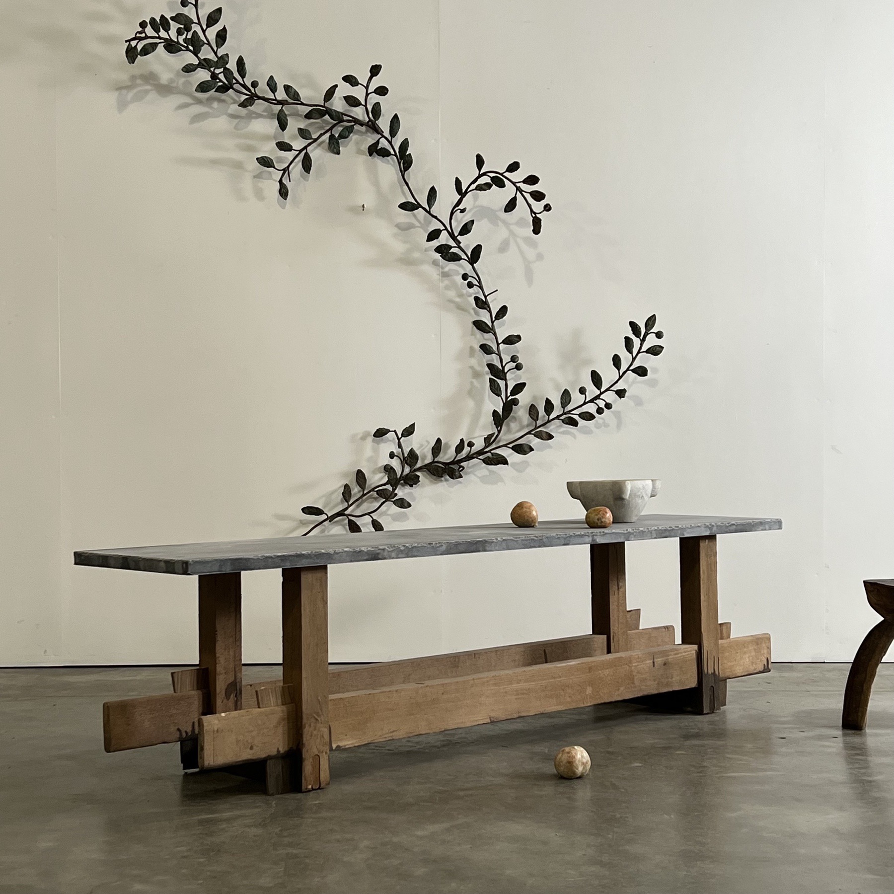 objet-vagabond-stone-table0003