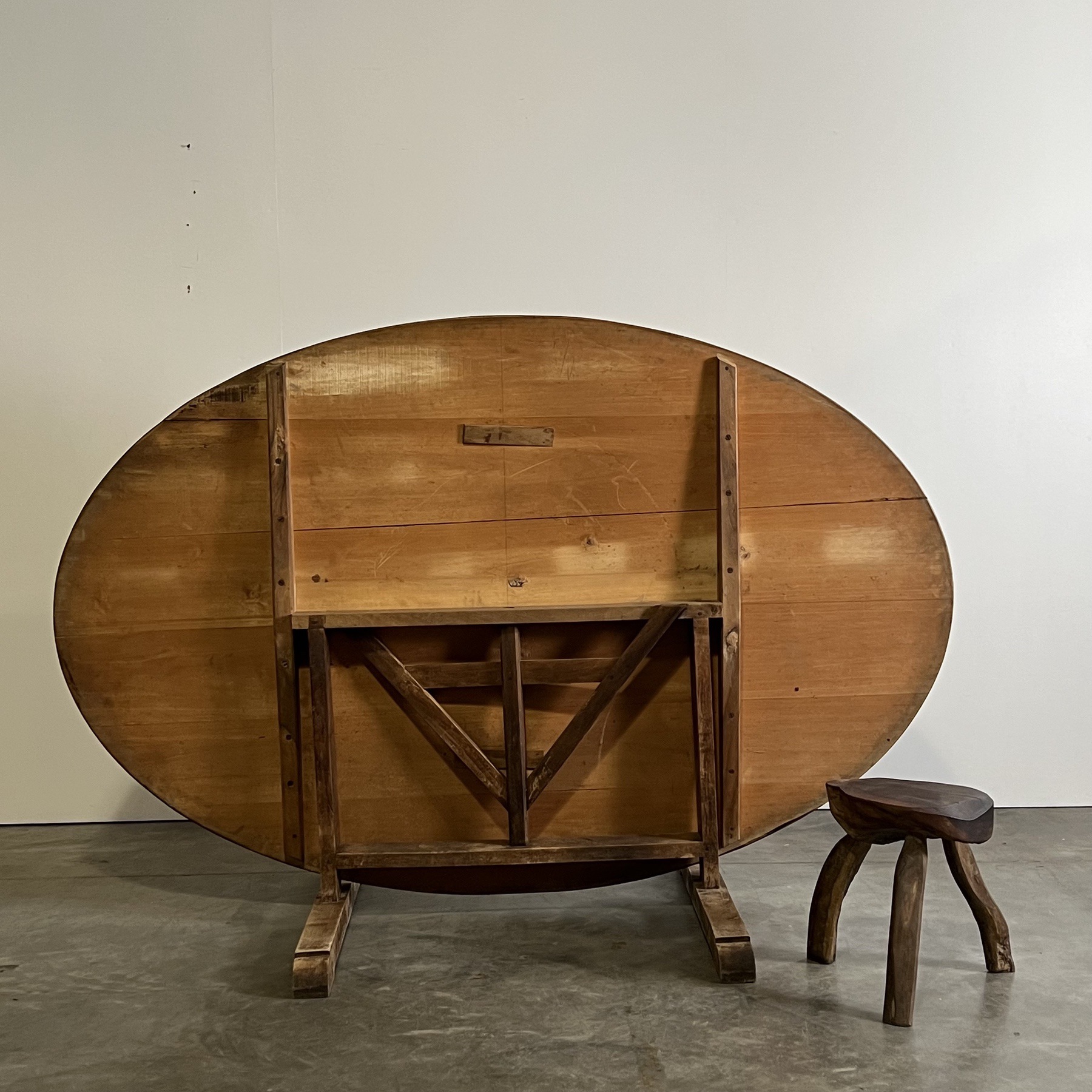 objet-vagabond-wine-table0002