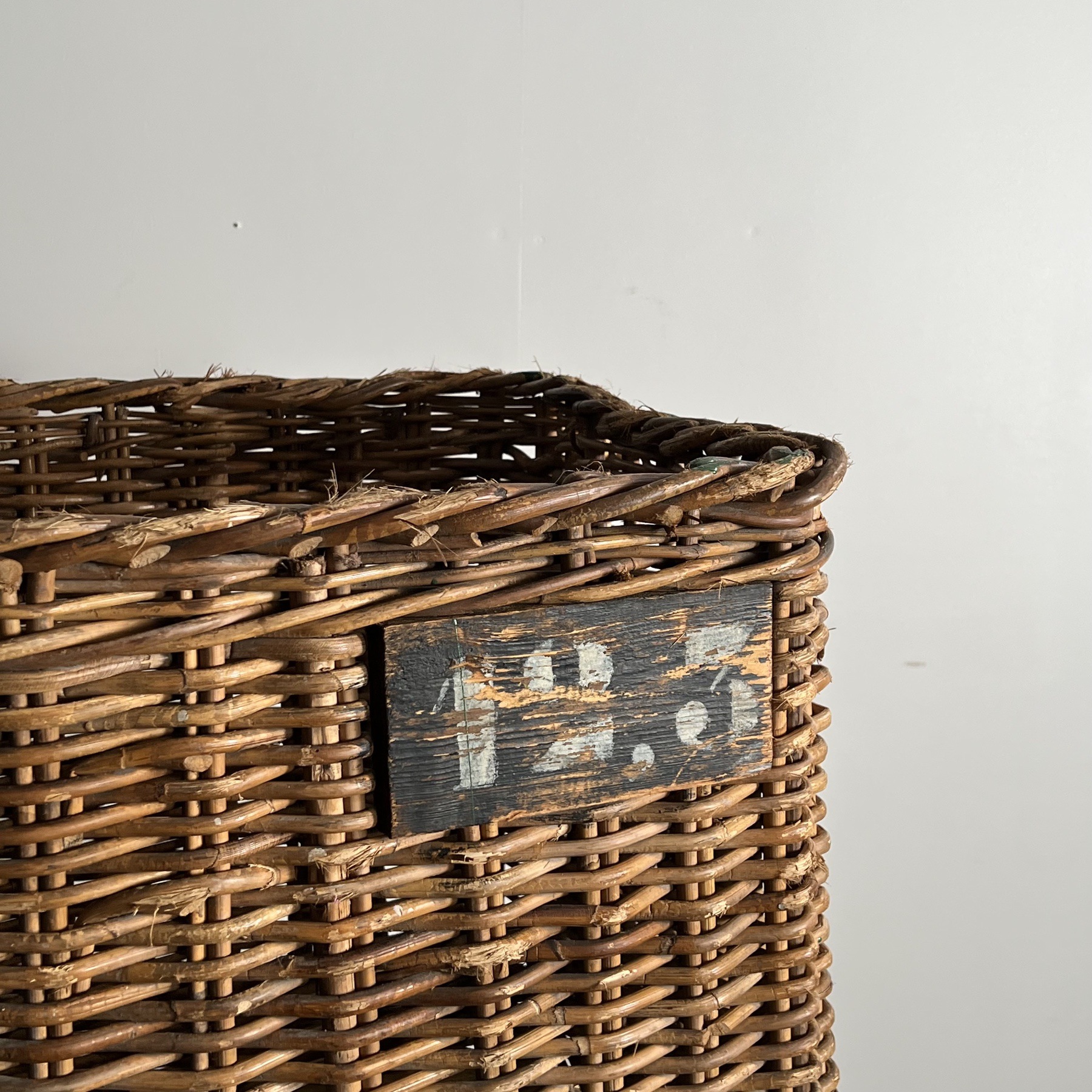 objet-vagabond-bobbins-basket0002