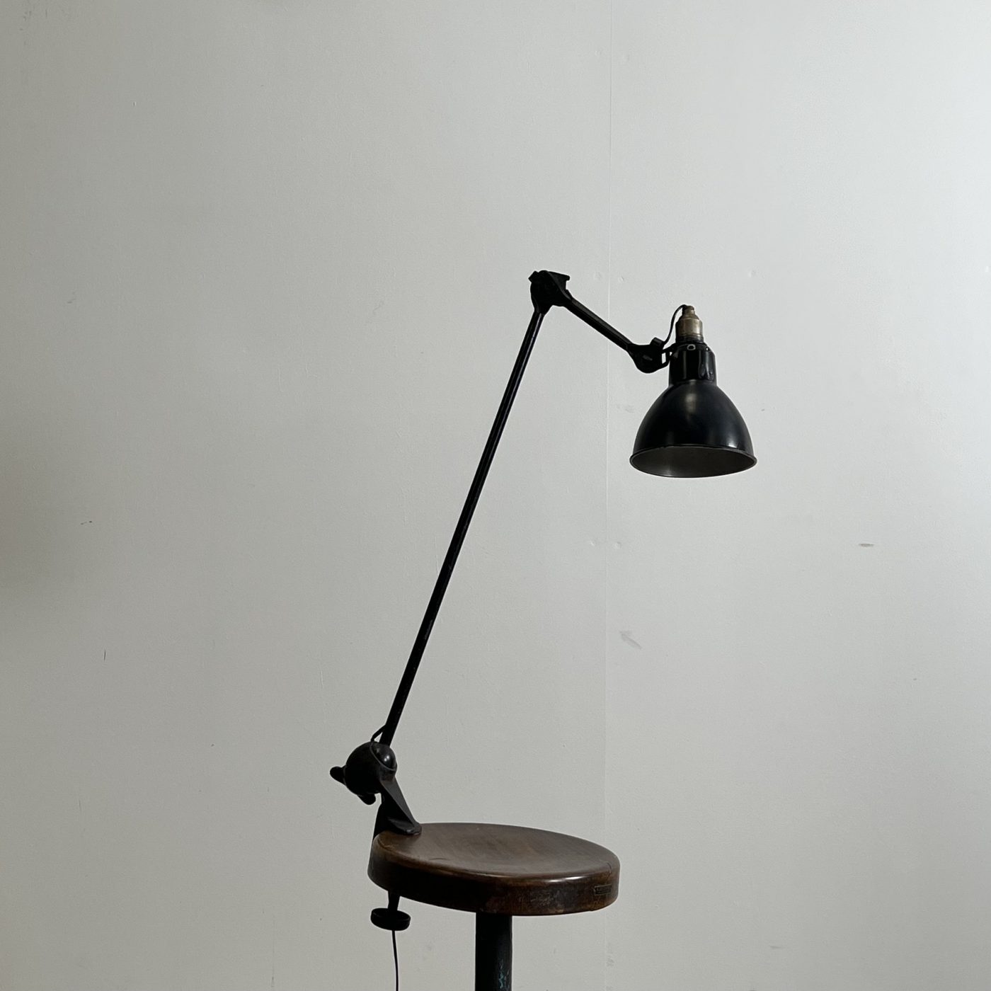 objet-vagabond-gras-lamp0002