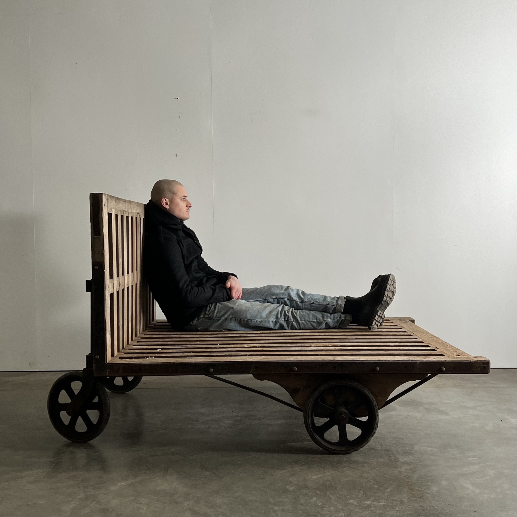 objet-vagabond-industrial-cart0002