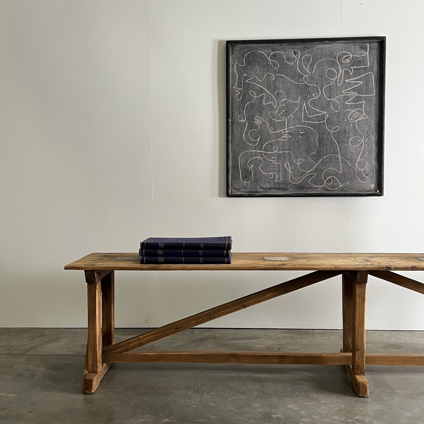 objet-vagabond-large-primitive-console0000