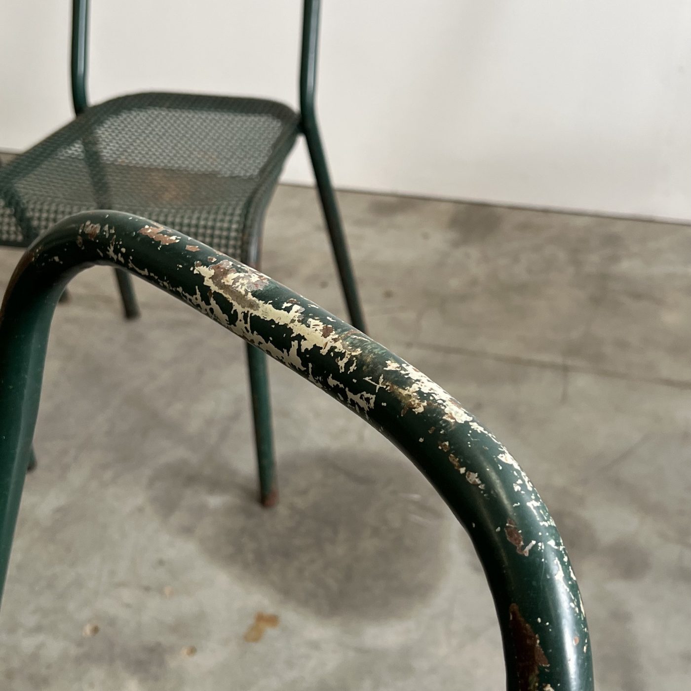 objet-vagabond-metal-chairs0003