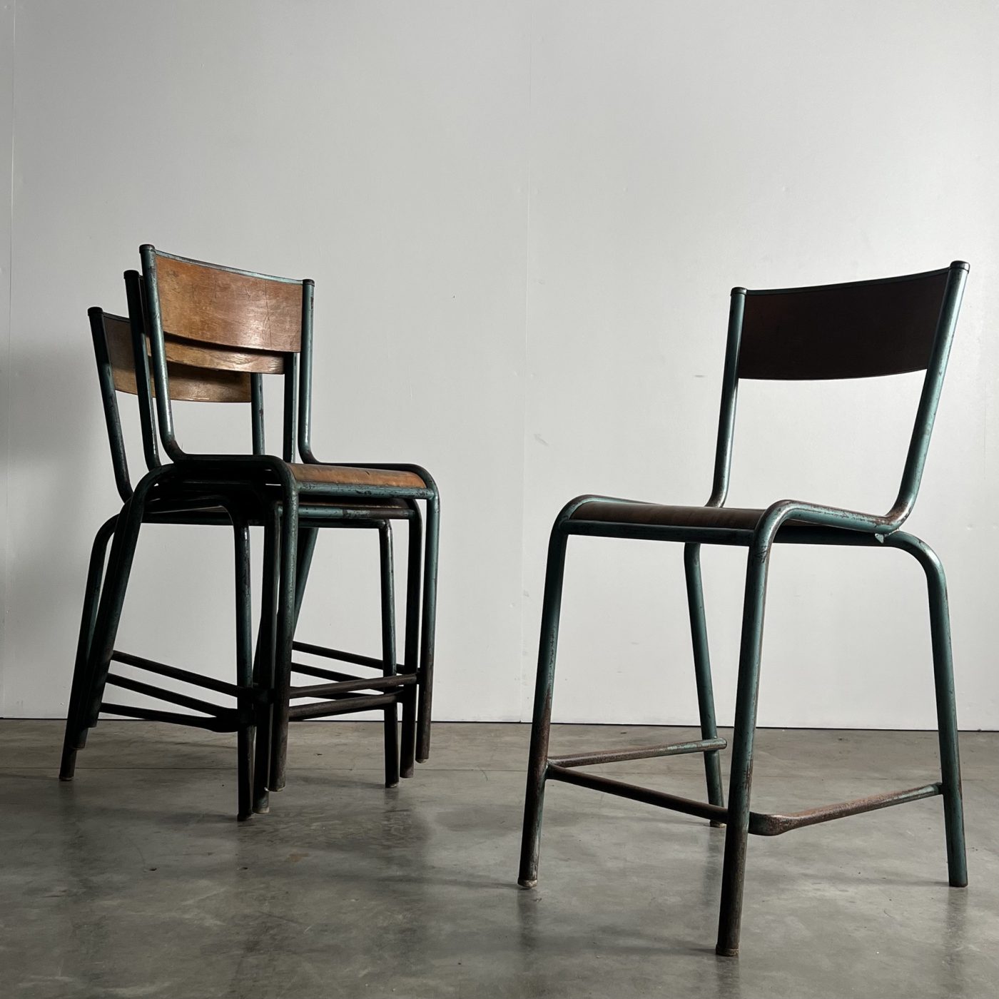 objet-vagabond-metal-highchairs0007