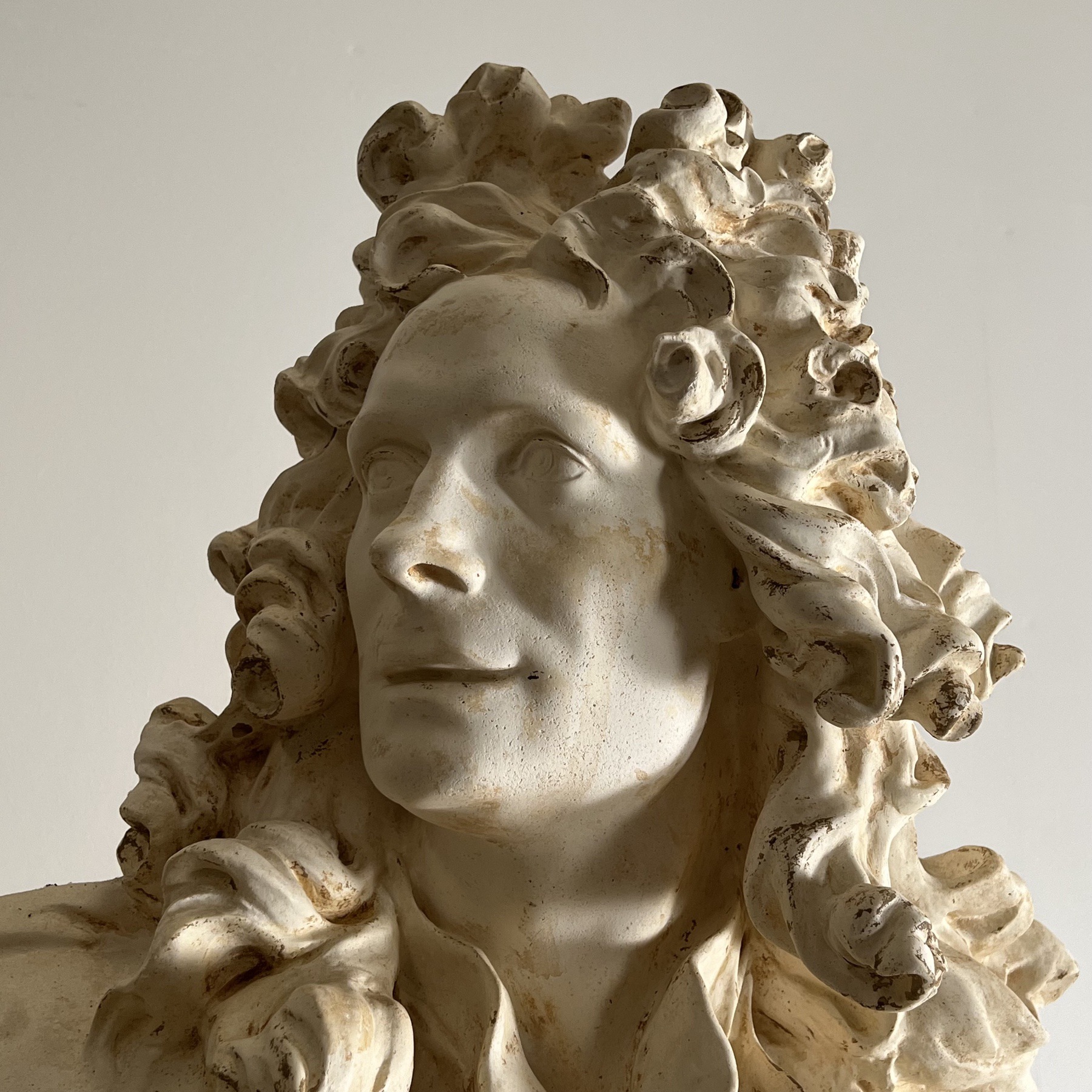 objet-vagabond-plaster-bust0006