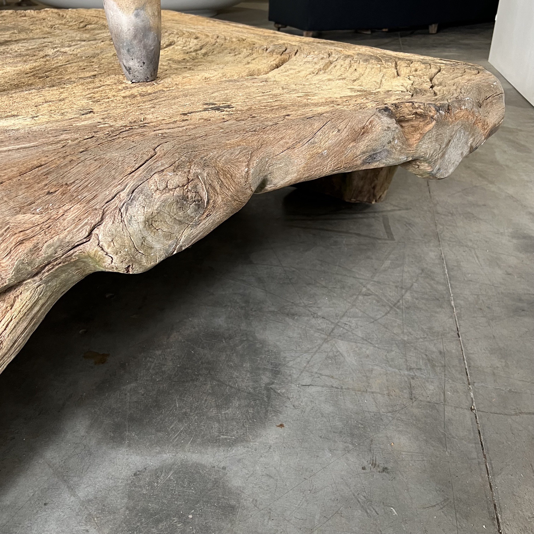 objet-vagabond-primitive-table0014