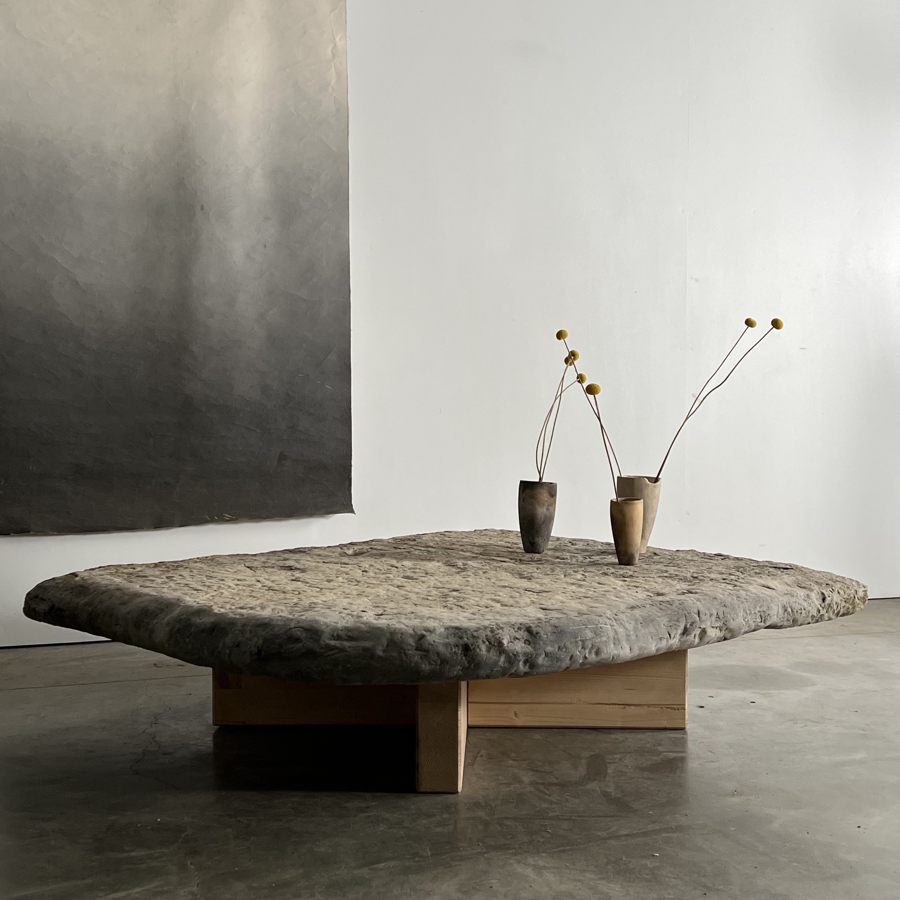 objet-vagabond-stone-table0008
