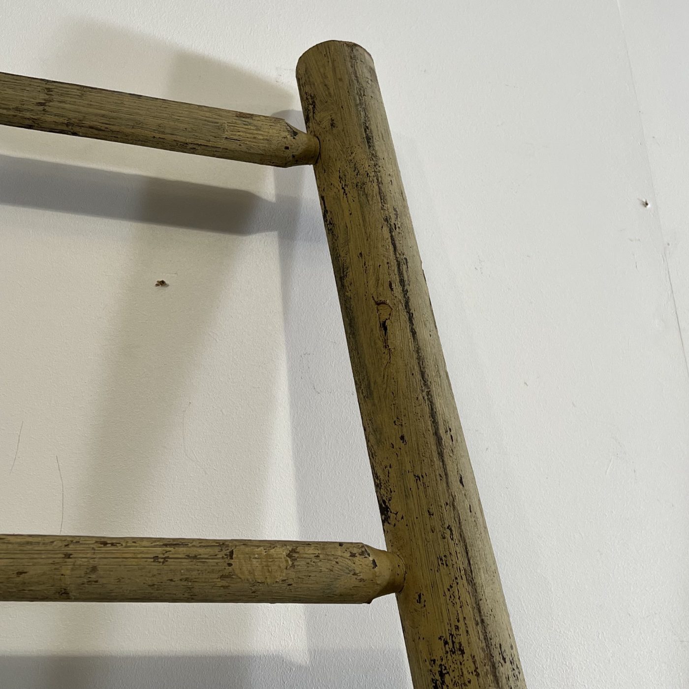 objet-vagabond-tall-ladders0001