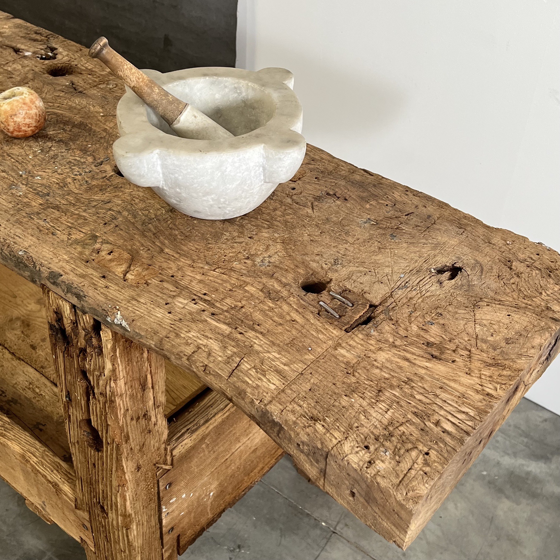 objet-vagabond-carpenter-console0004