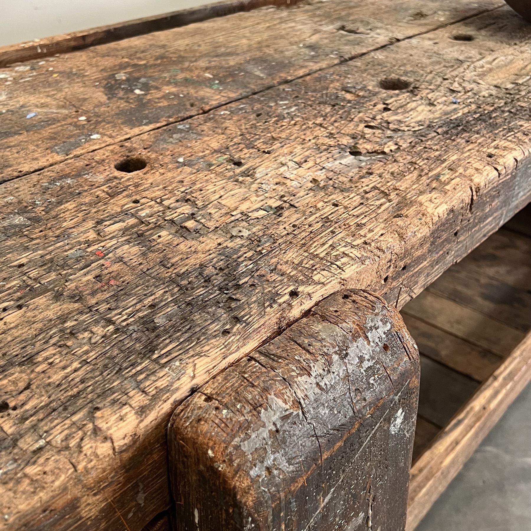 objet-vagabond-carpenter-workbench0006