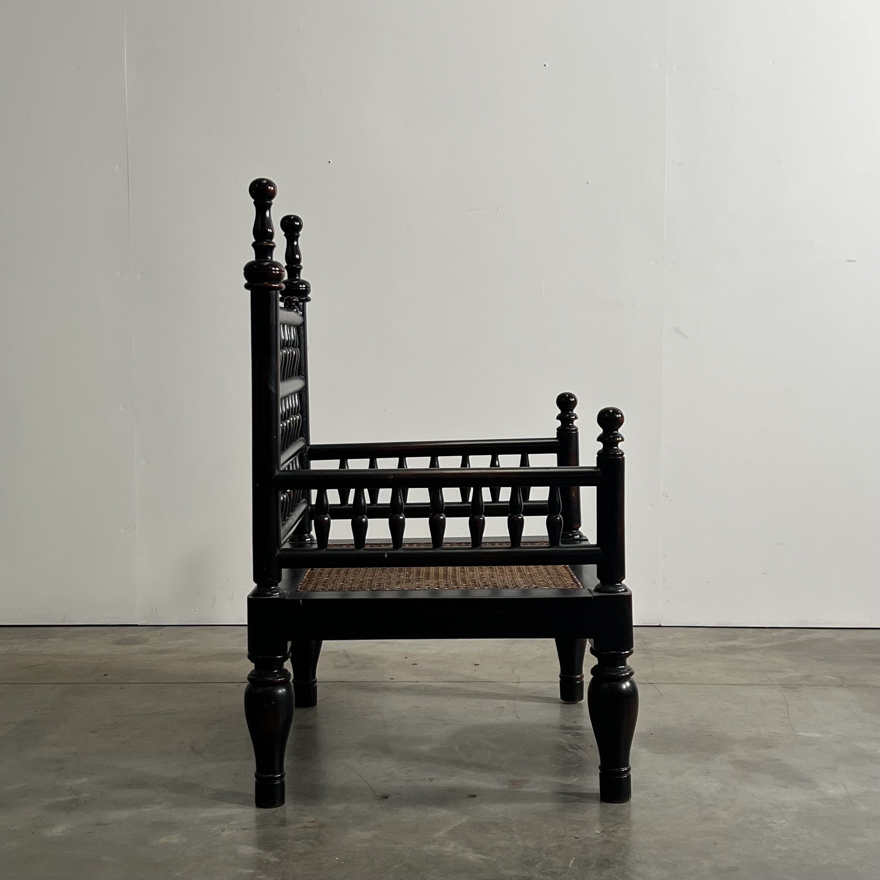 objet-vagabond-chairs0002