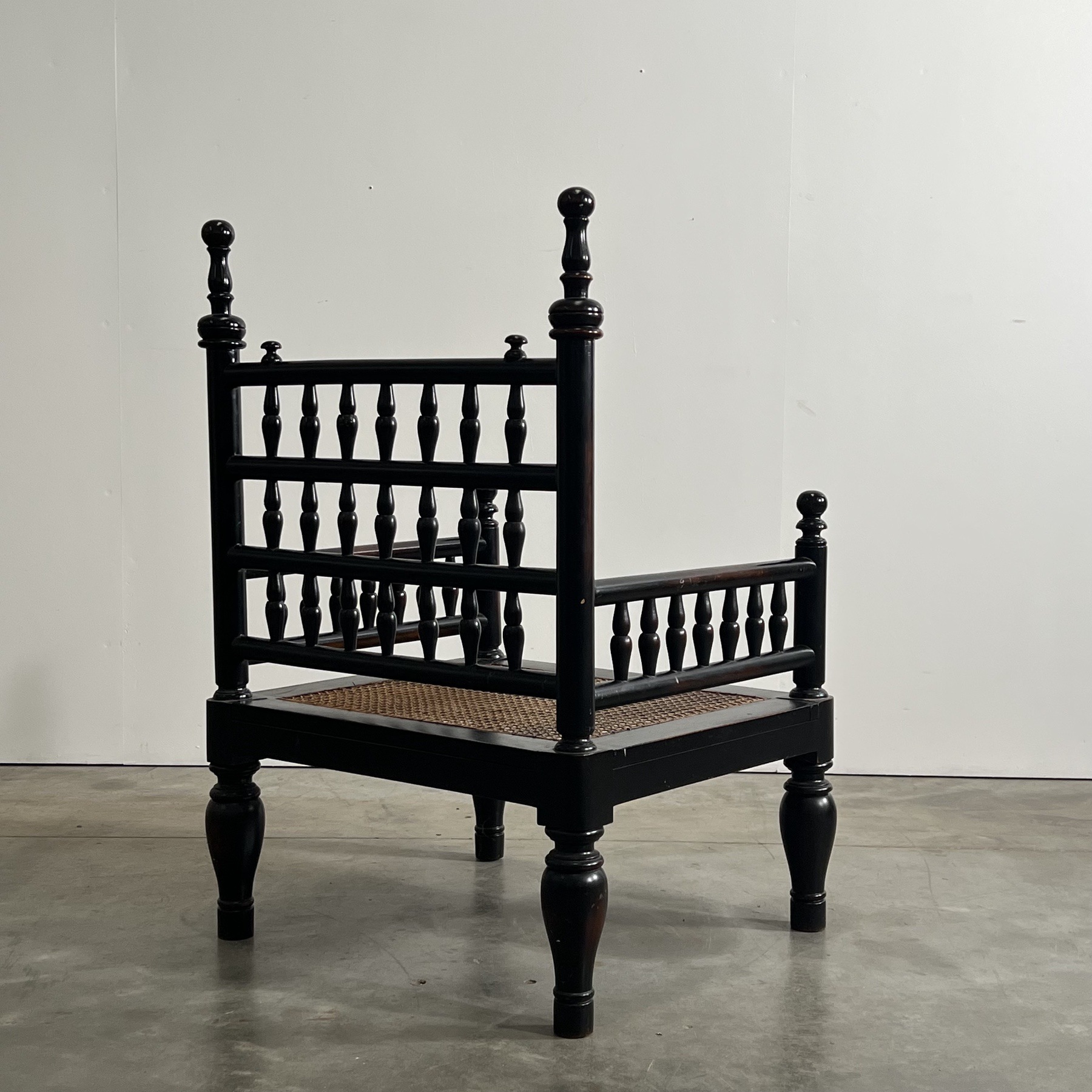 objet-vagabond-chairs0003