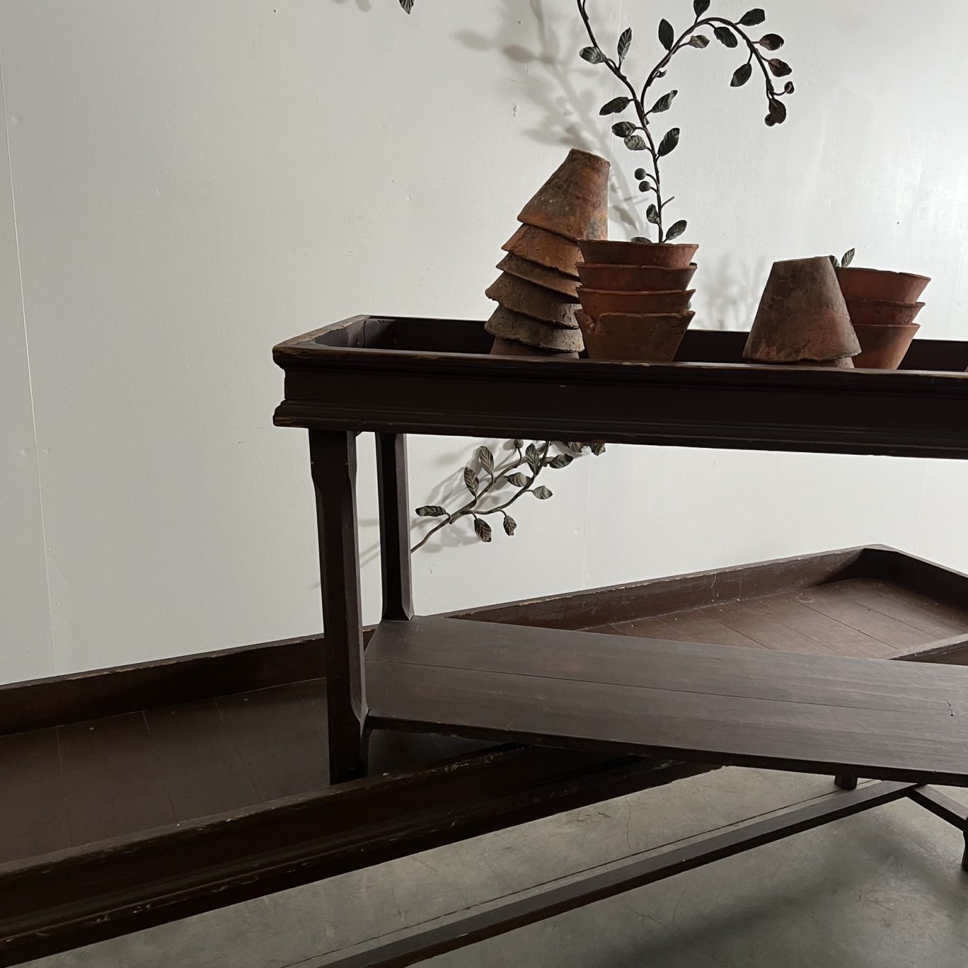 objet-vagabond-flowershop-tables0006