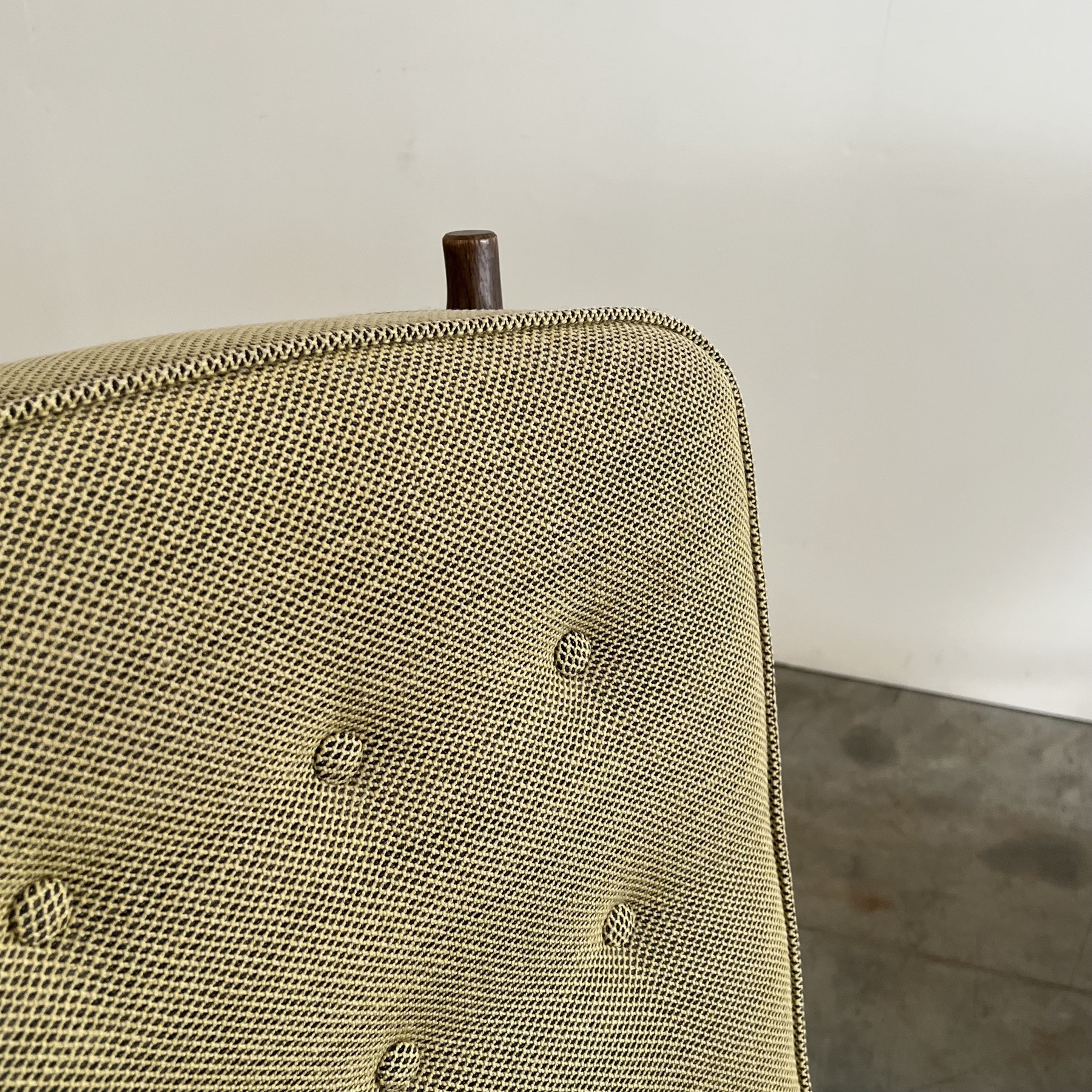 objet-vagabond-guilerme-armchairs0003