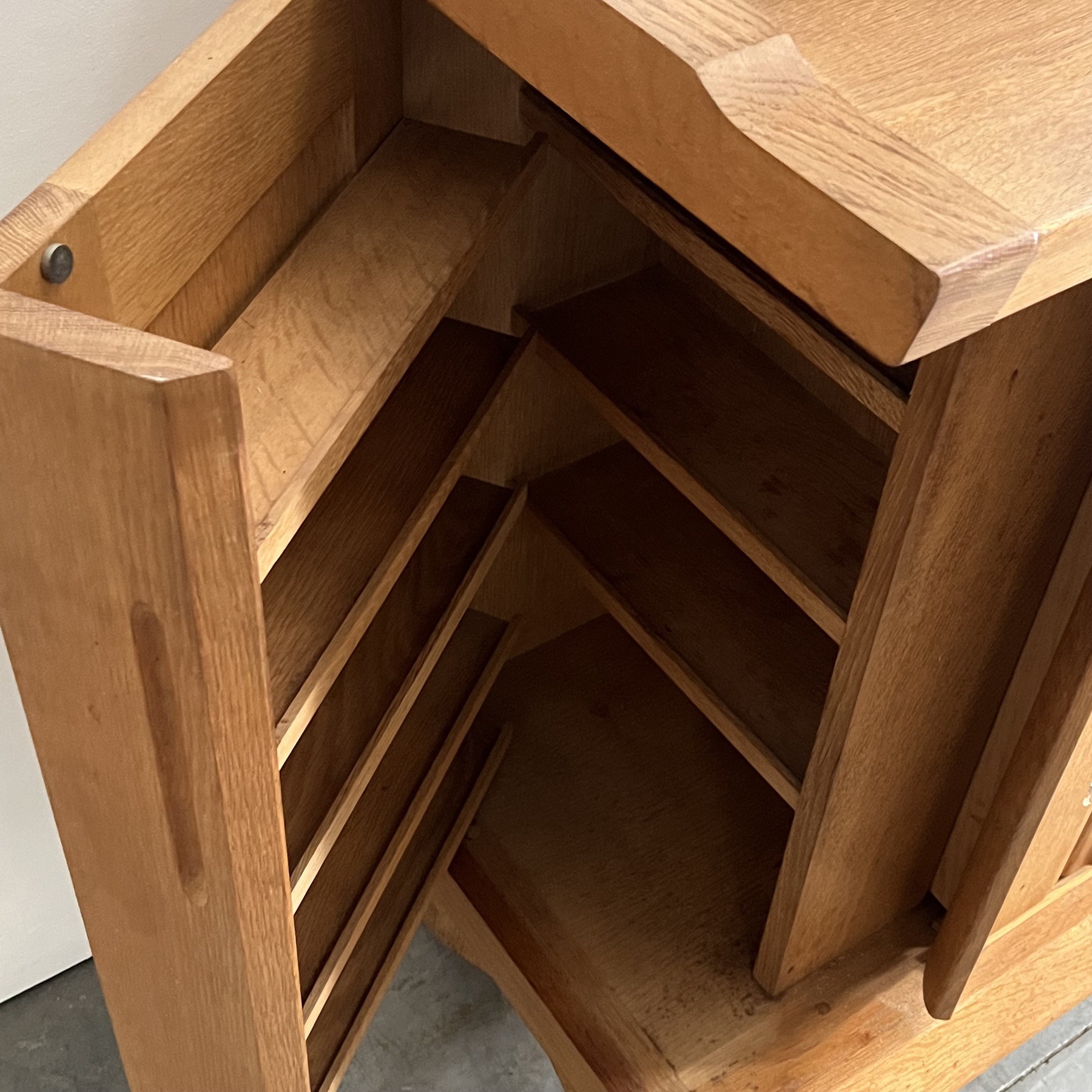 objet-vagabond-guillerme-sideboard0007