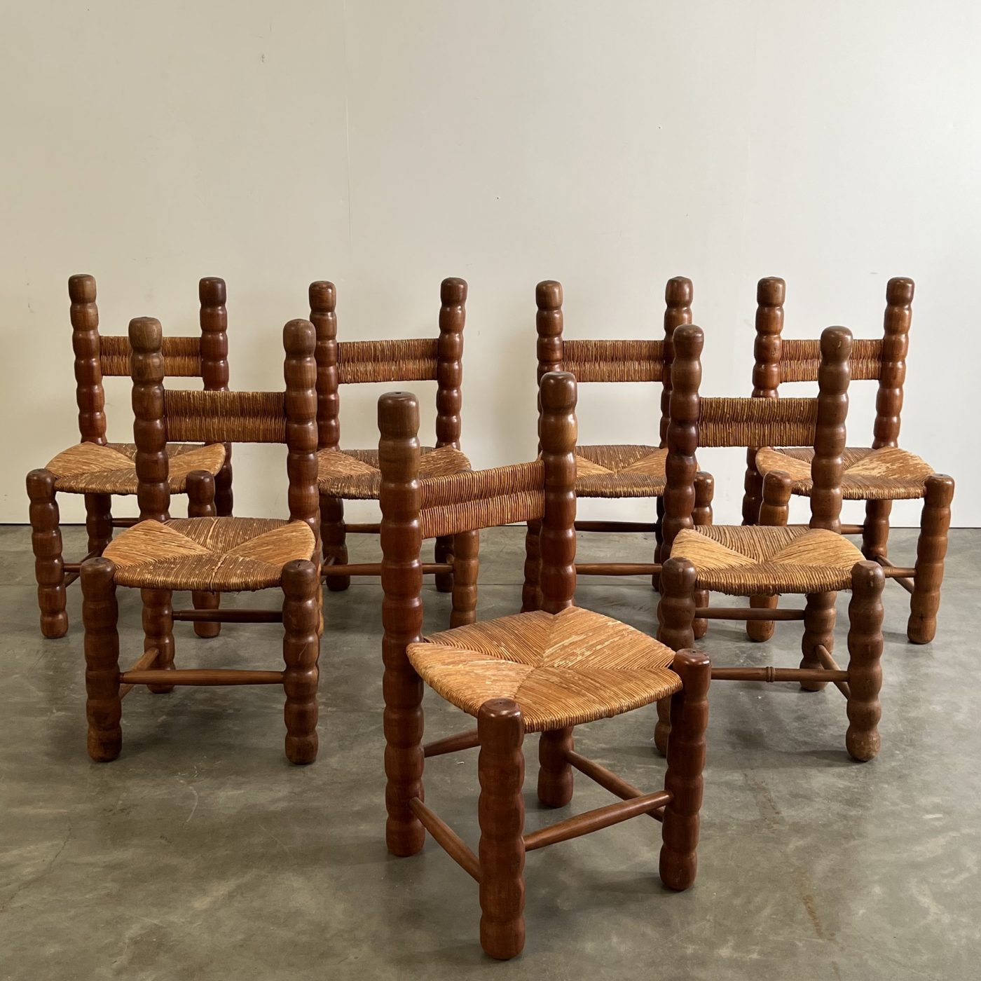objet-vagabond-massive-chairs0007