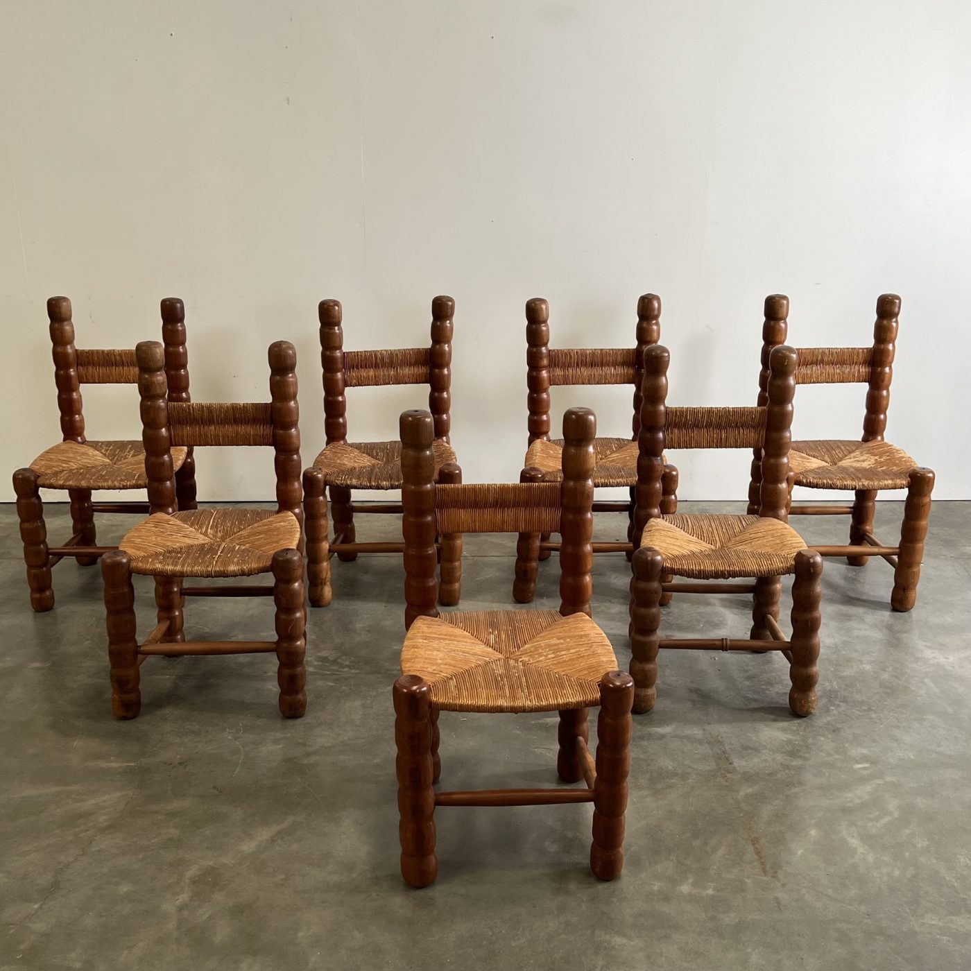 objet-vagabond-massive-chairs0008