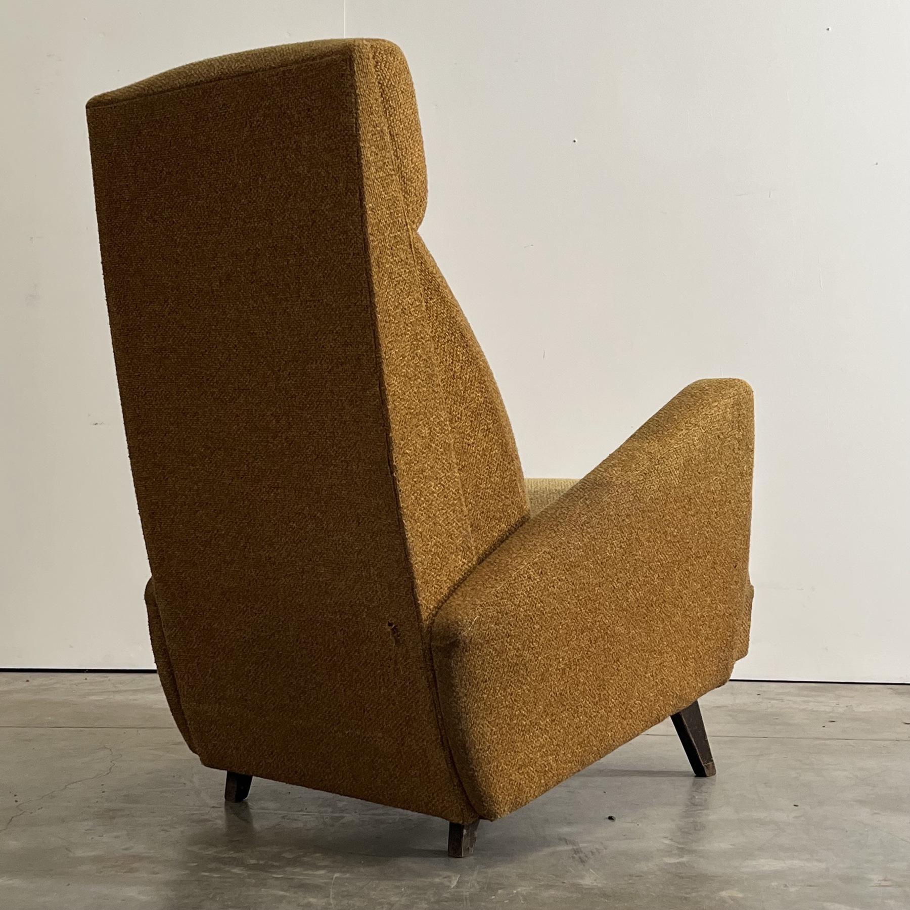 objet-vagabond-midcentury-armchair0002