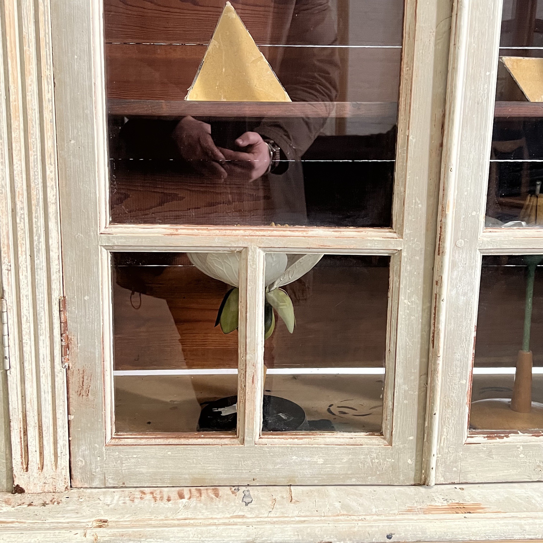 objet-vagabond-painted-cabinet0017