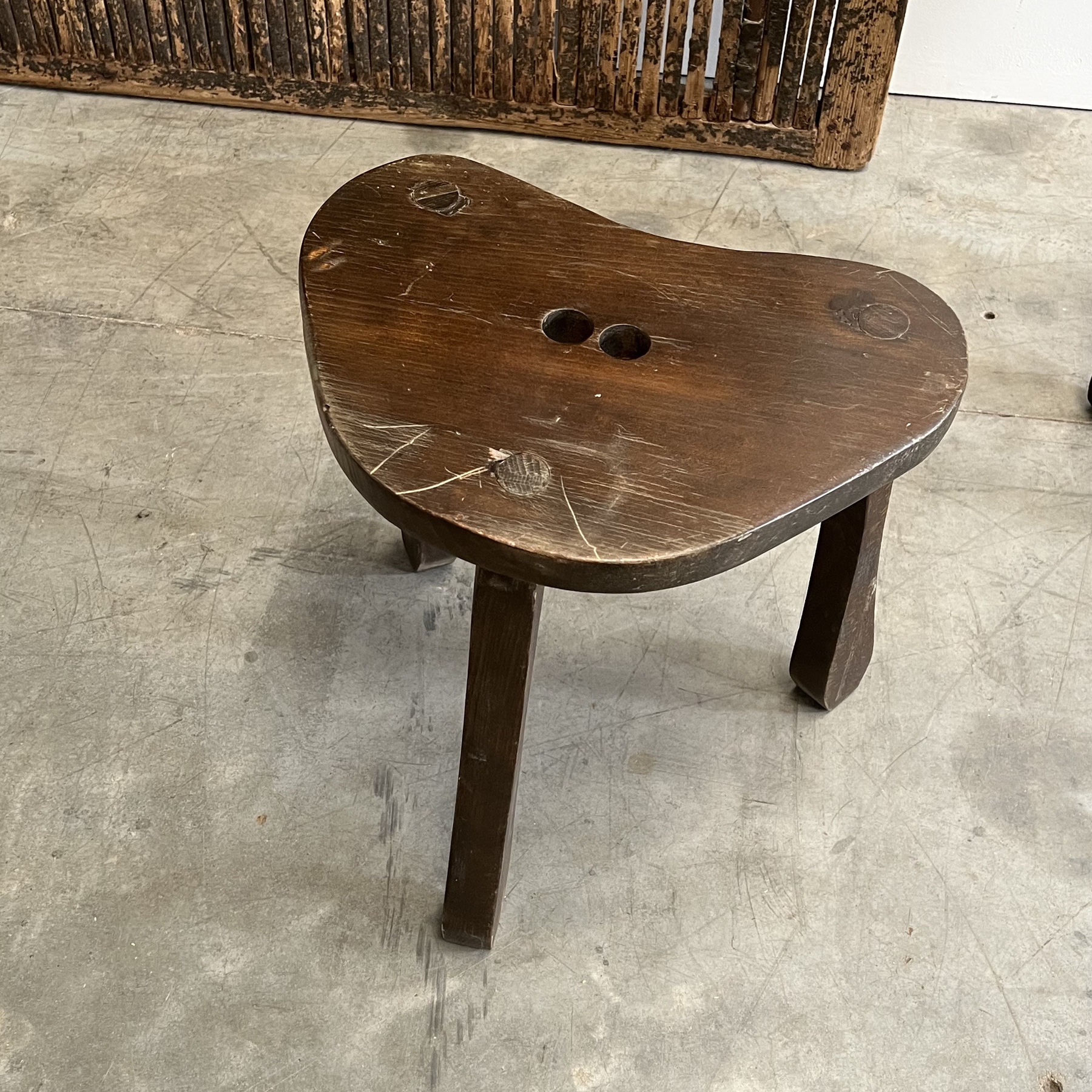 objet-vagabond-primitive-chairs0002