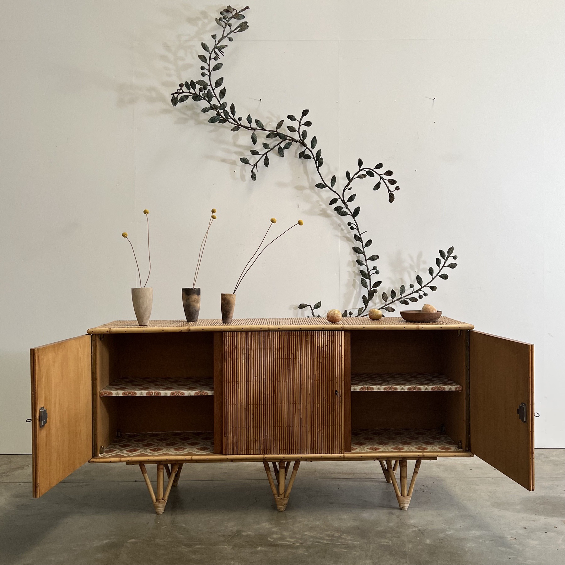 objet-vagabond-rattan-sideboard0000