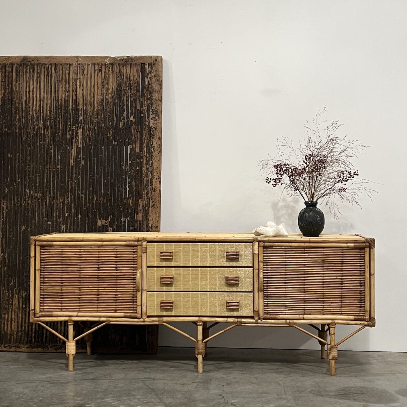 objet-vagabond-rattan-sideboard0002