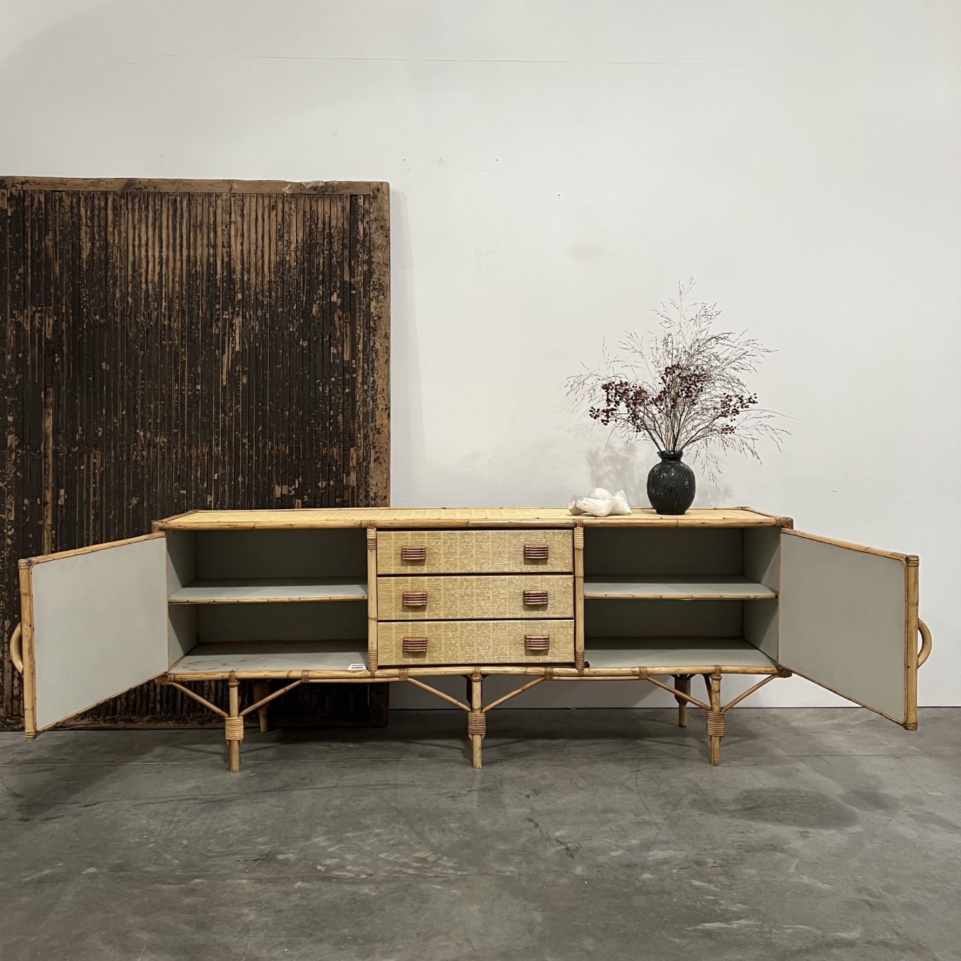 objet-vagabond-rattan-sideboard0005