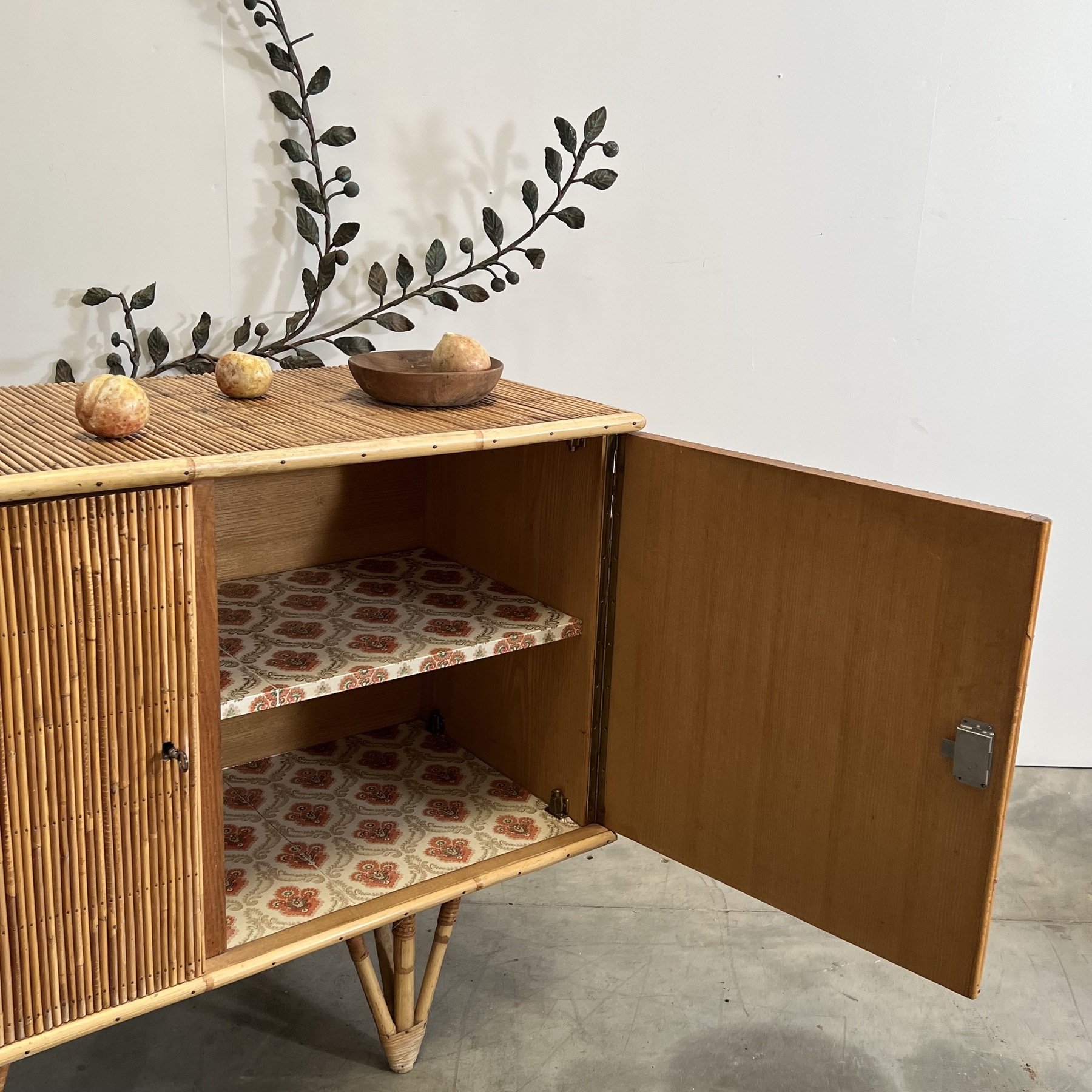 objet-vagabond-rattan-sideboard0006