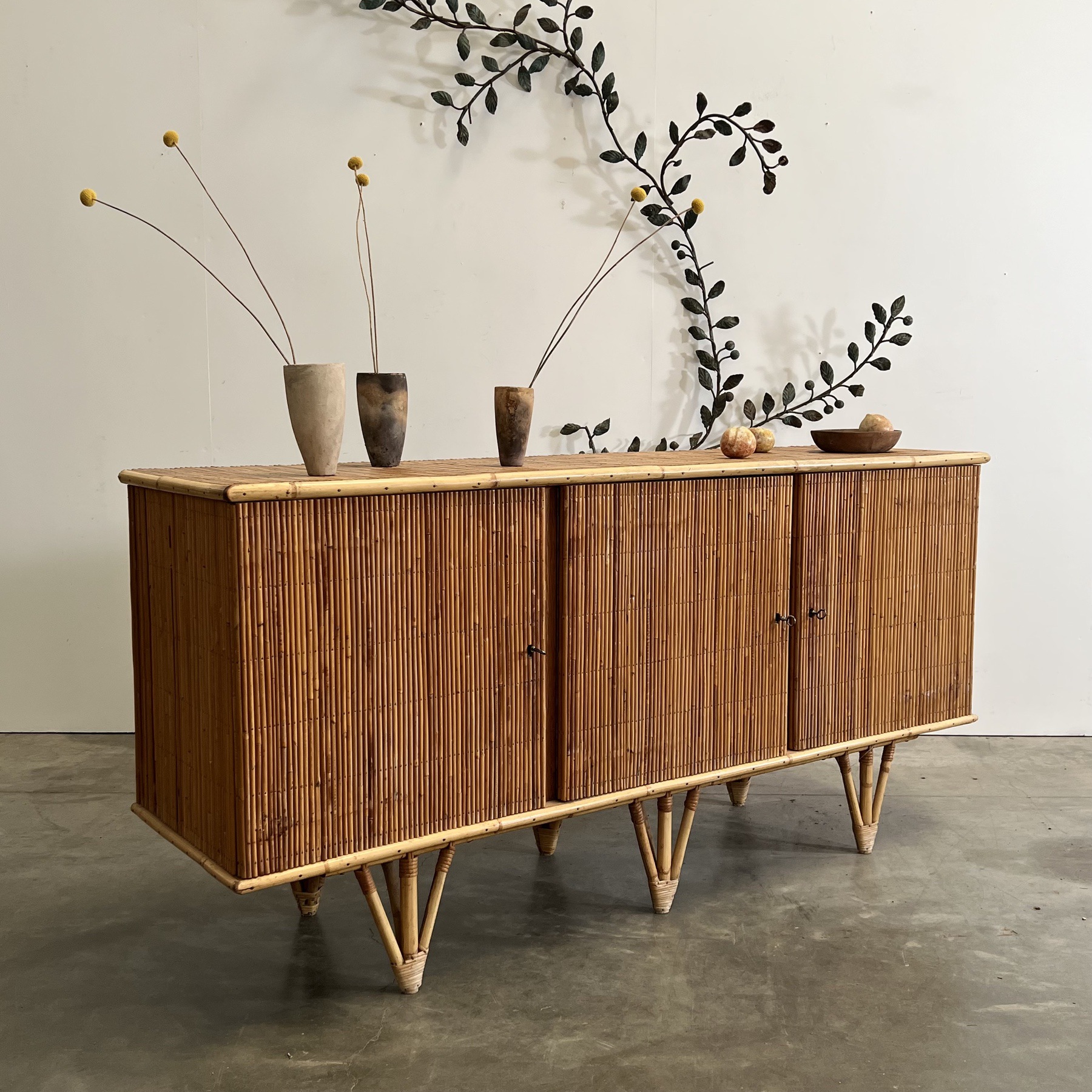 objet-vagabond-rattan-sideboard0012