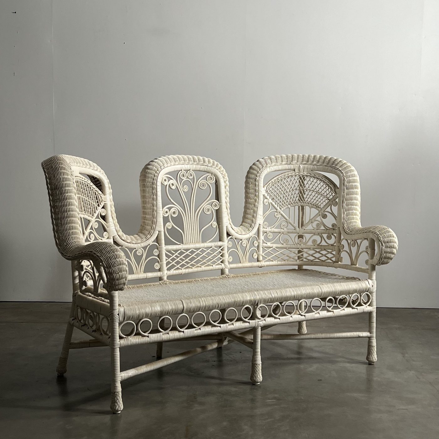 objet-vagabond-rattan-sofa0004