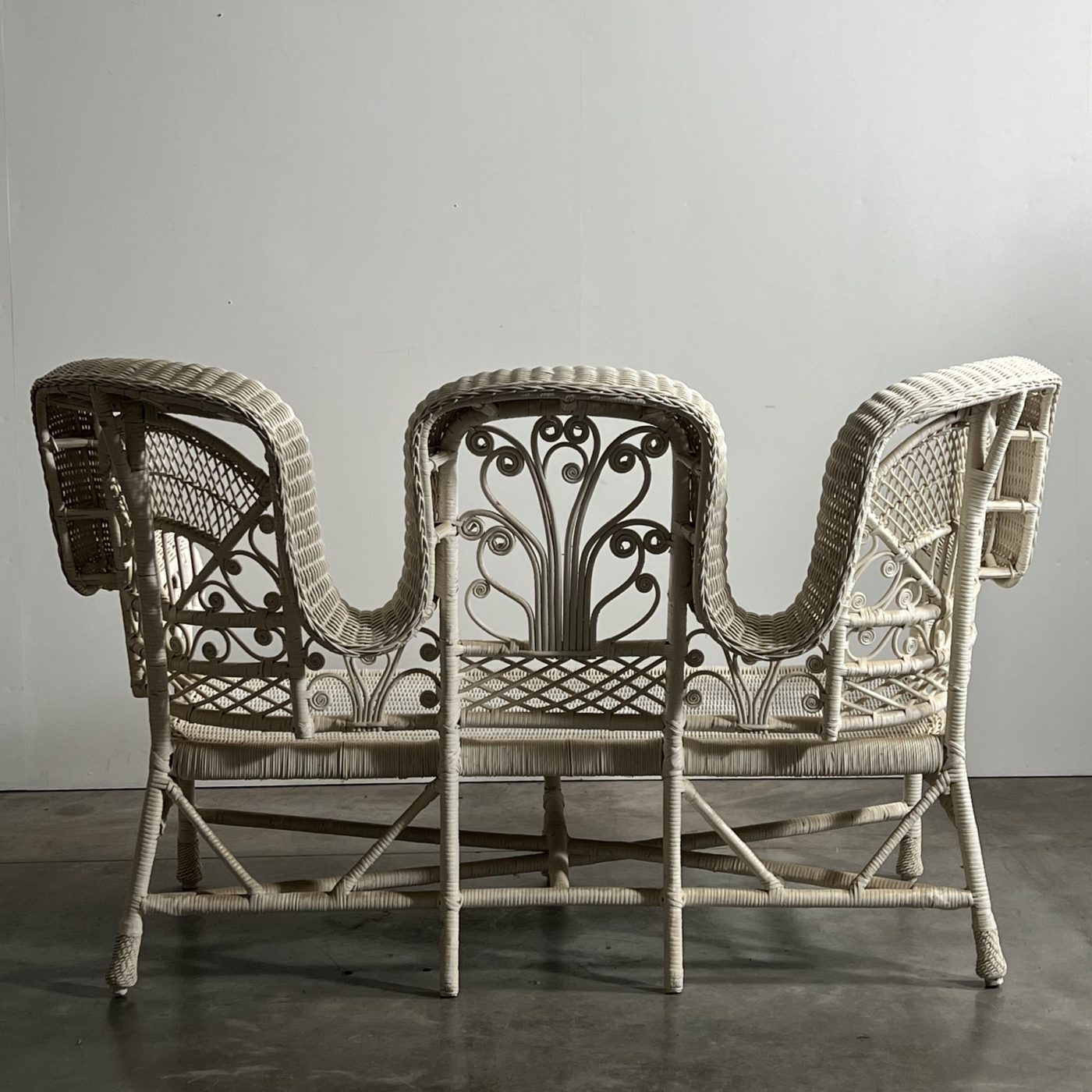 objet-vagabond-rattan-sofa0009