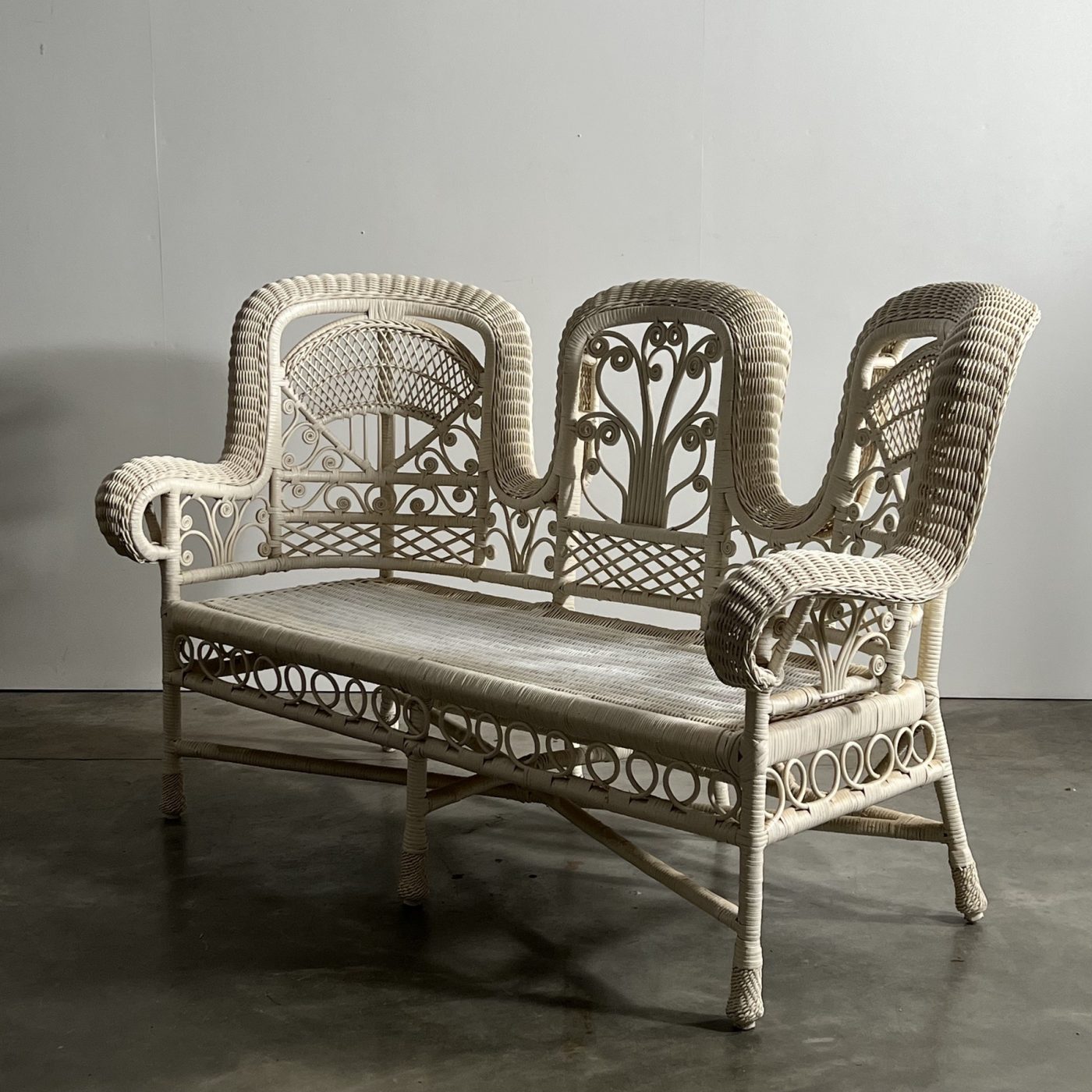 objet-vagabond-rattan-sofa0010